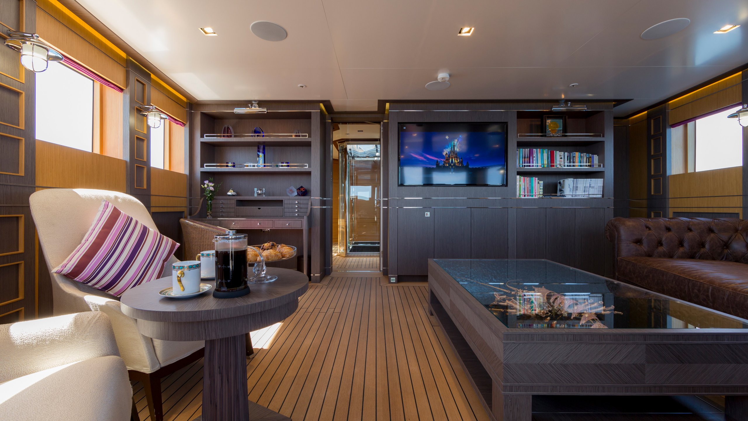 Interior - 15/35