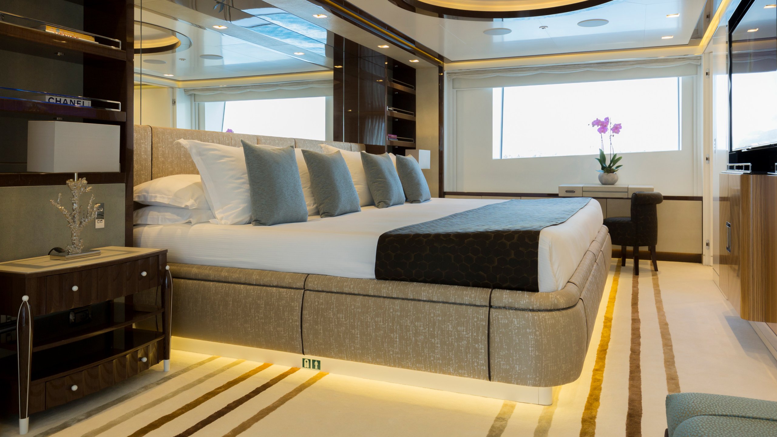 Interior - 17/35