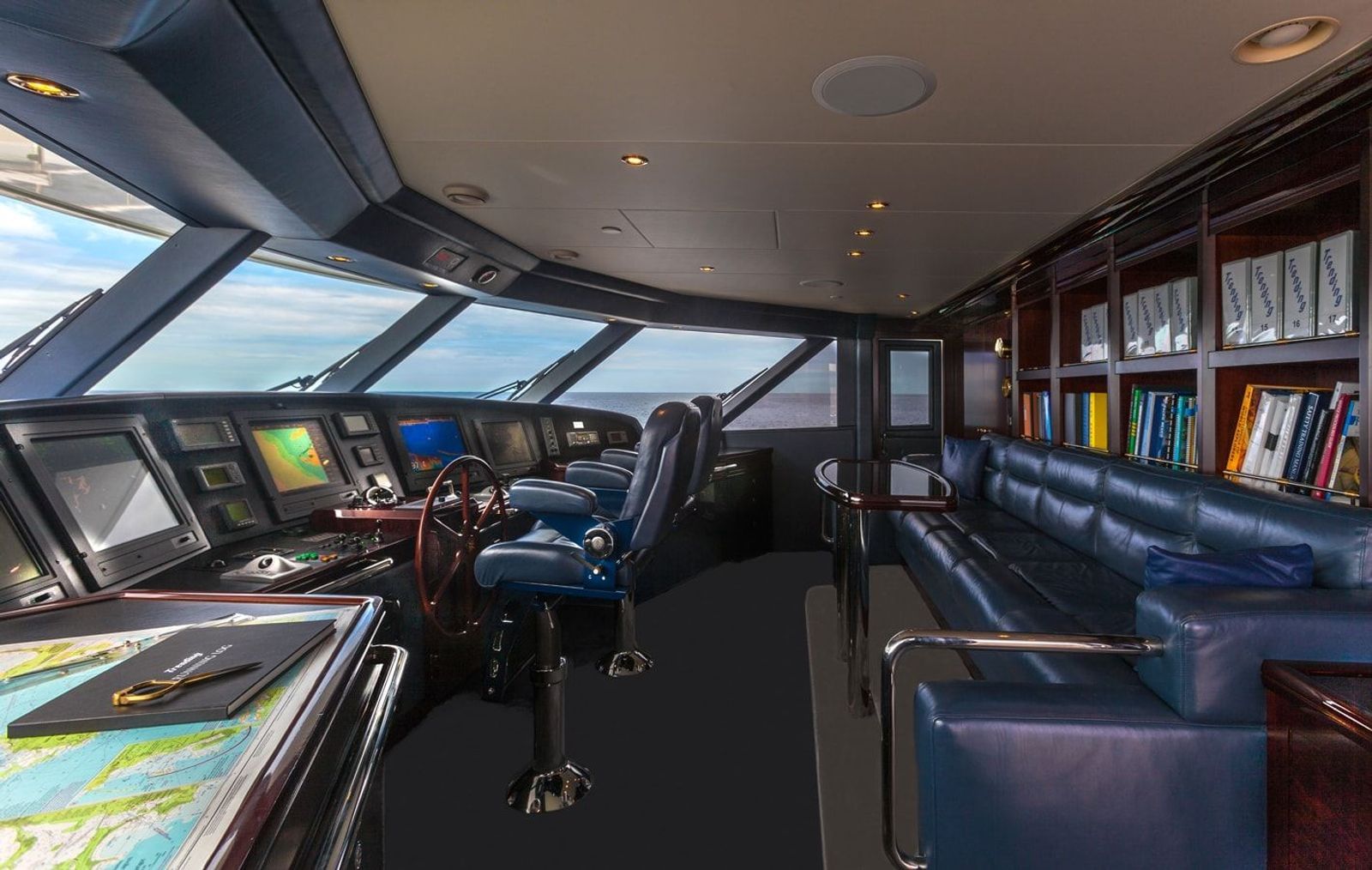 Interior - 21/22