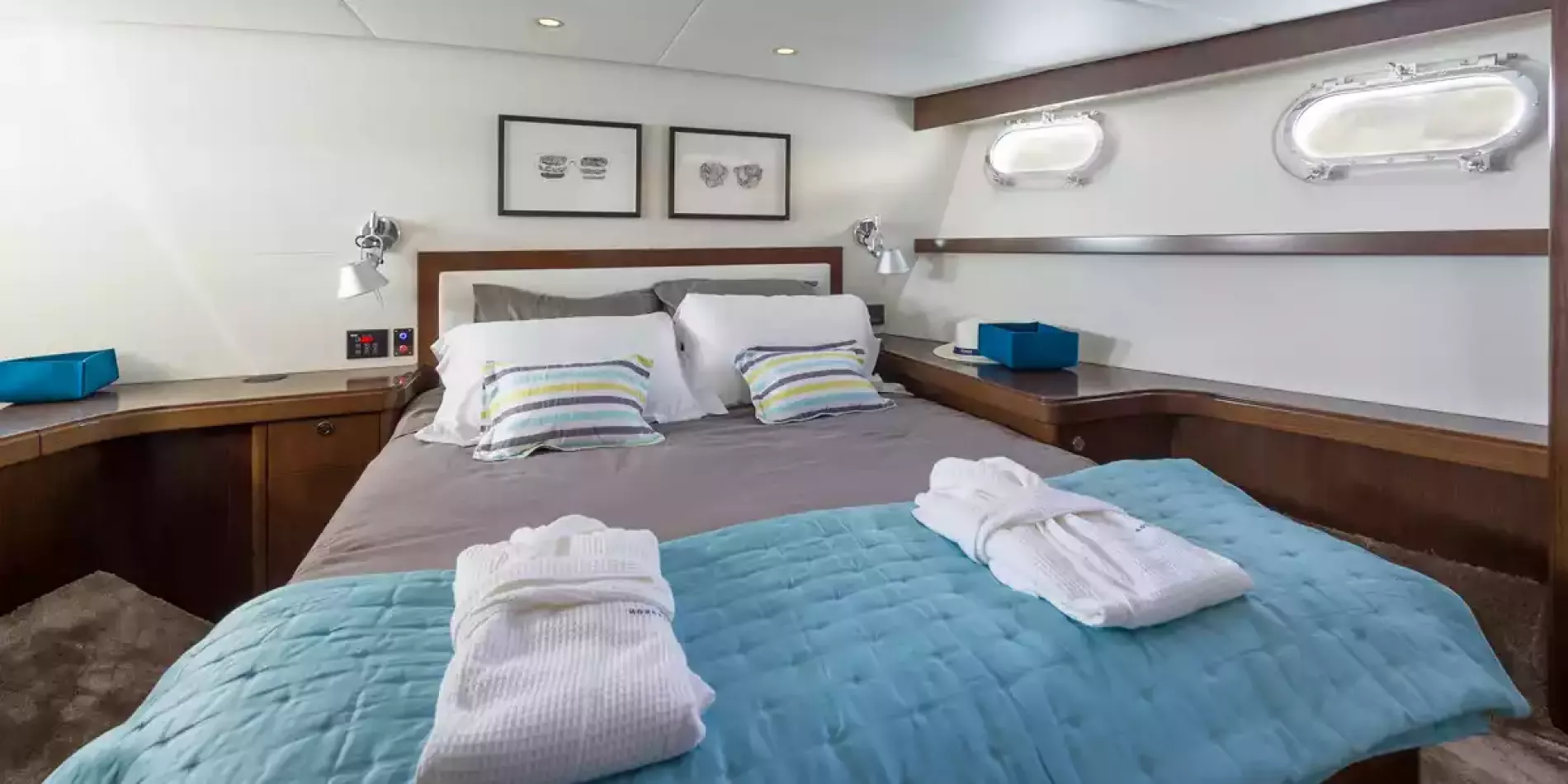 Interior - 5/12