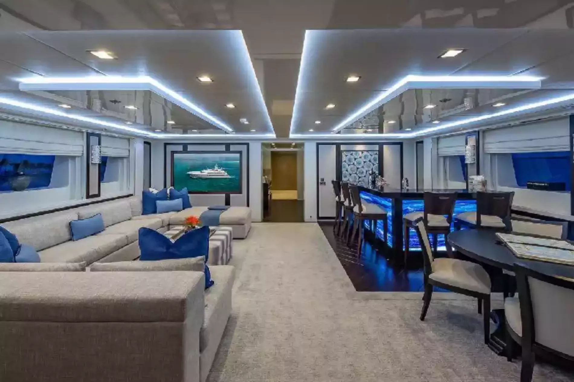 Interior - 5/35
