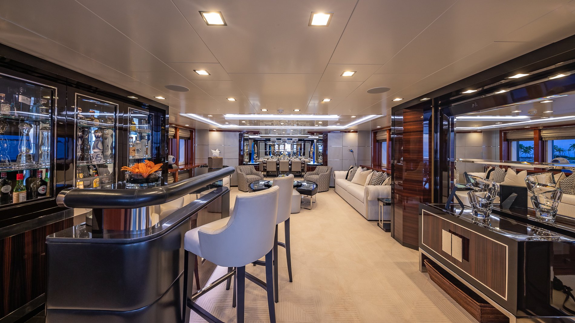 Interior - 7/35