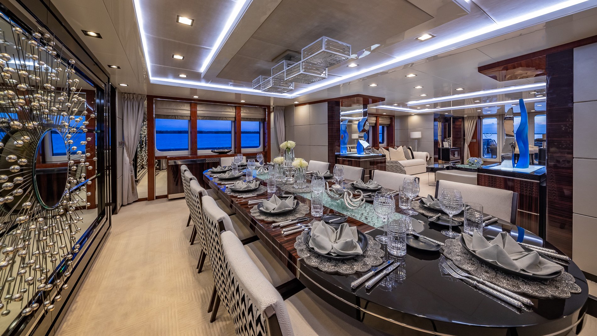Interior - 8/35