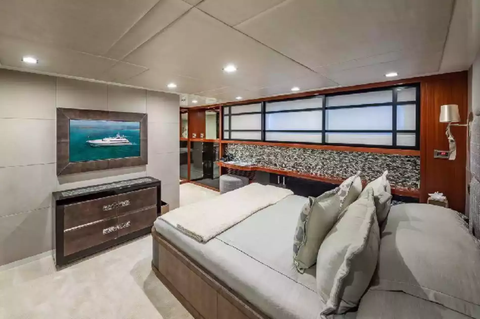 Interior - 20/35