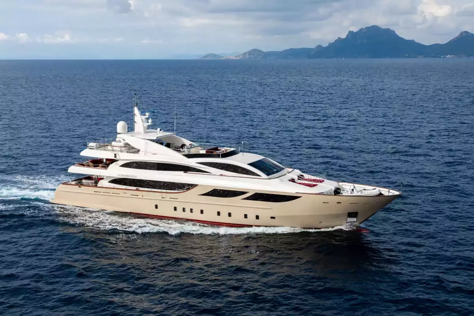 Exterior - 0/22