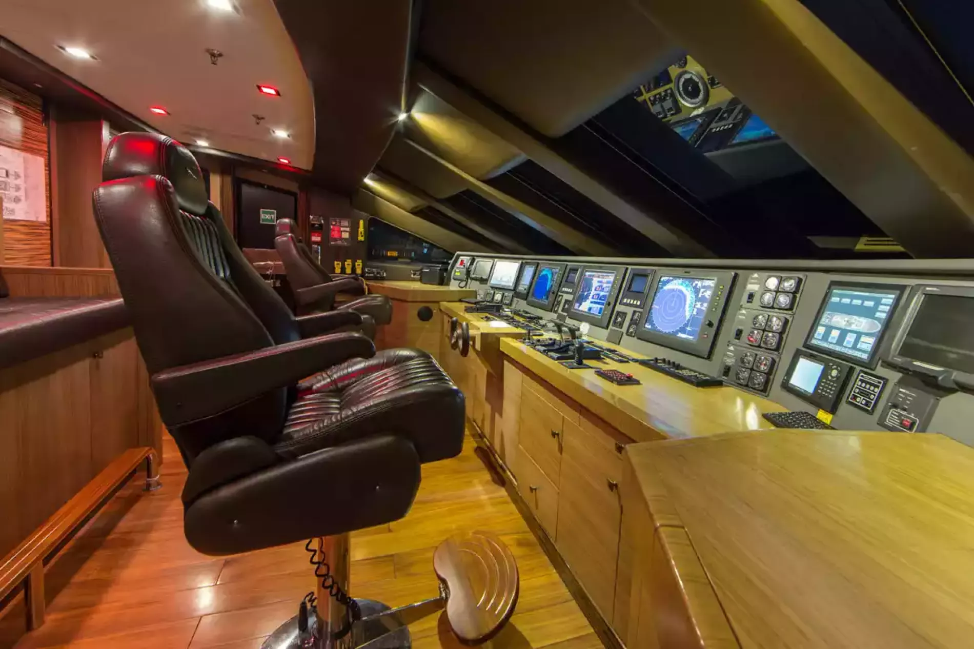 Interior - 30/33