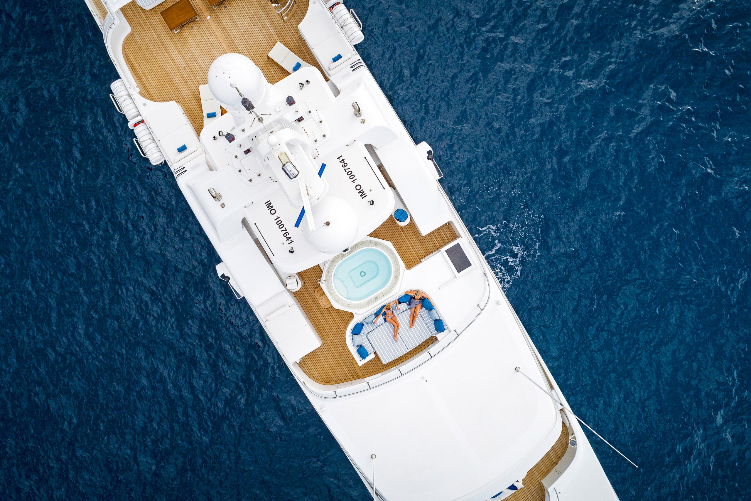 Exterior - 3/33