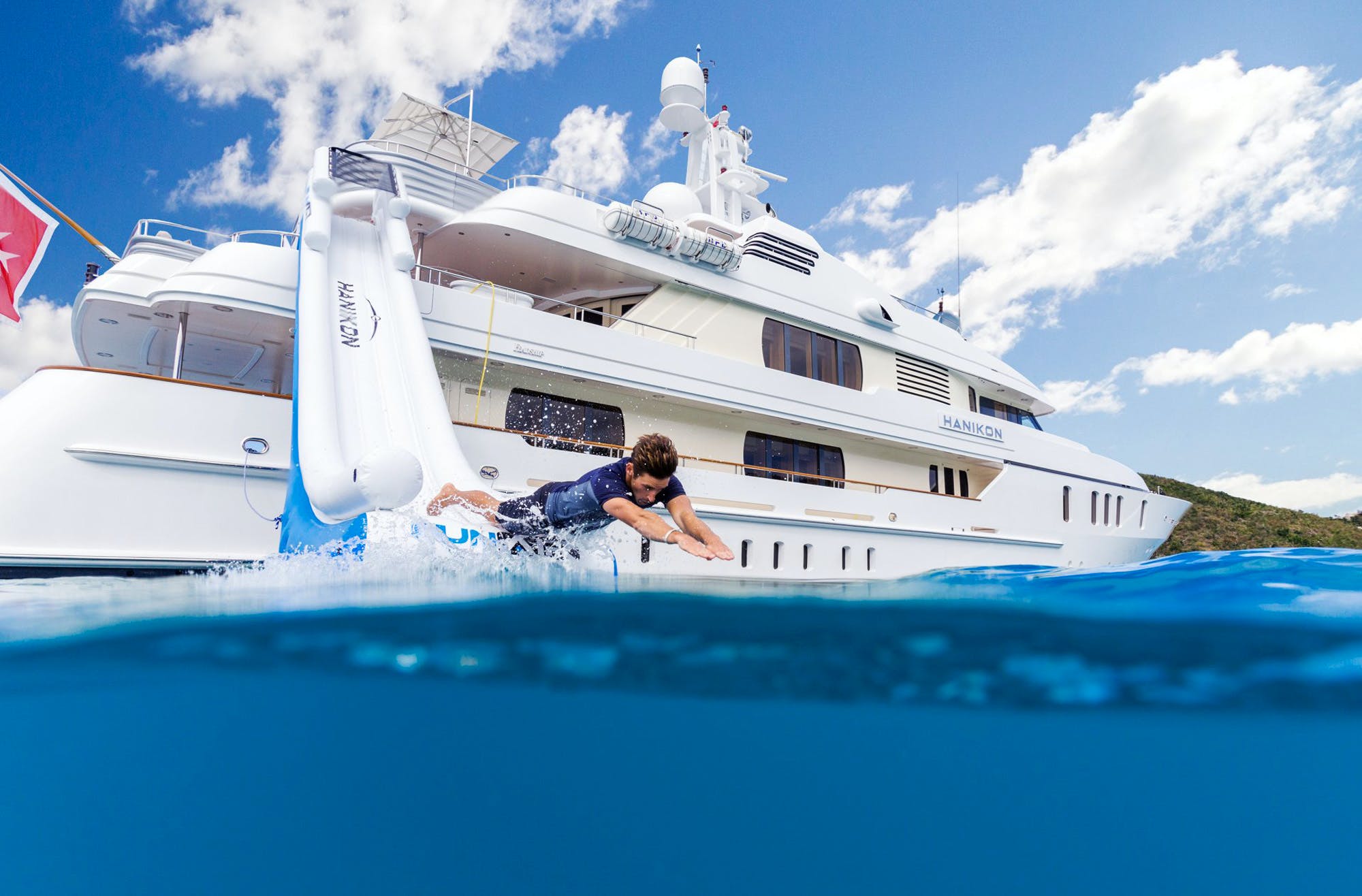 Exterior - 30/33