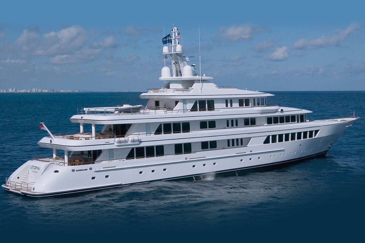 Exterior - 1/28
