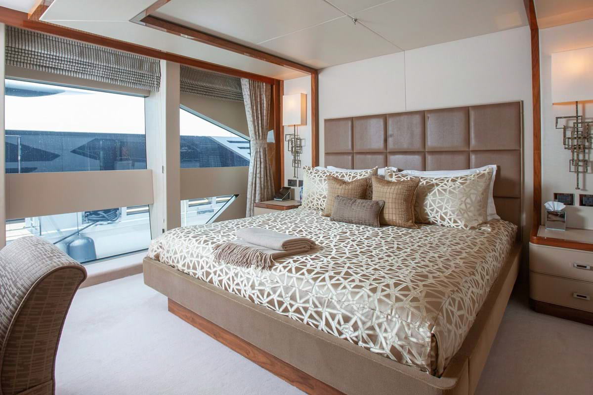 Interior - 18/28