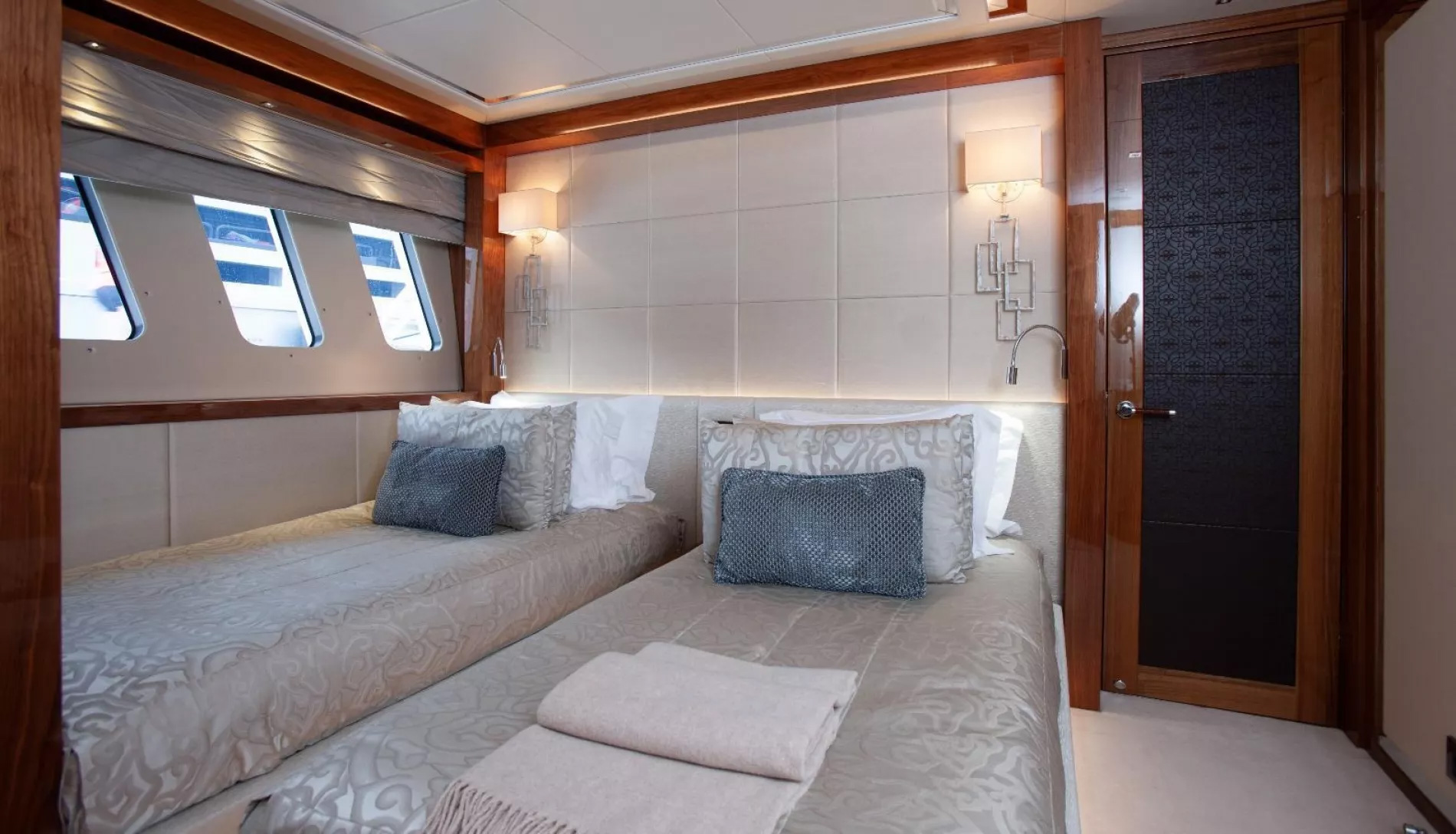 Interior - 22/28