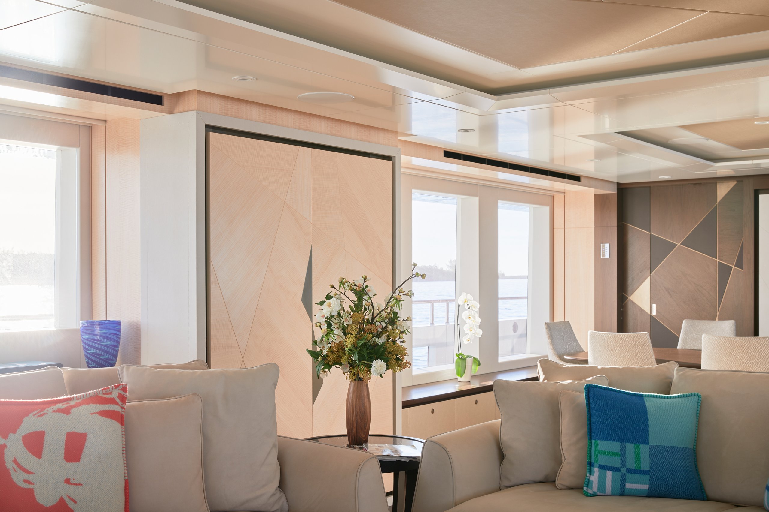 Interior - 6/25
