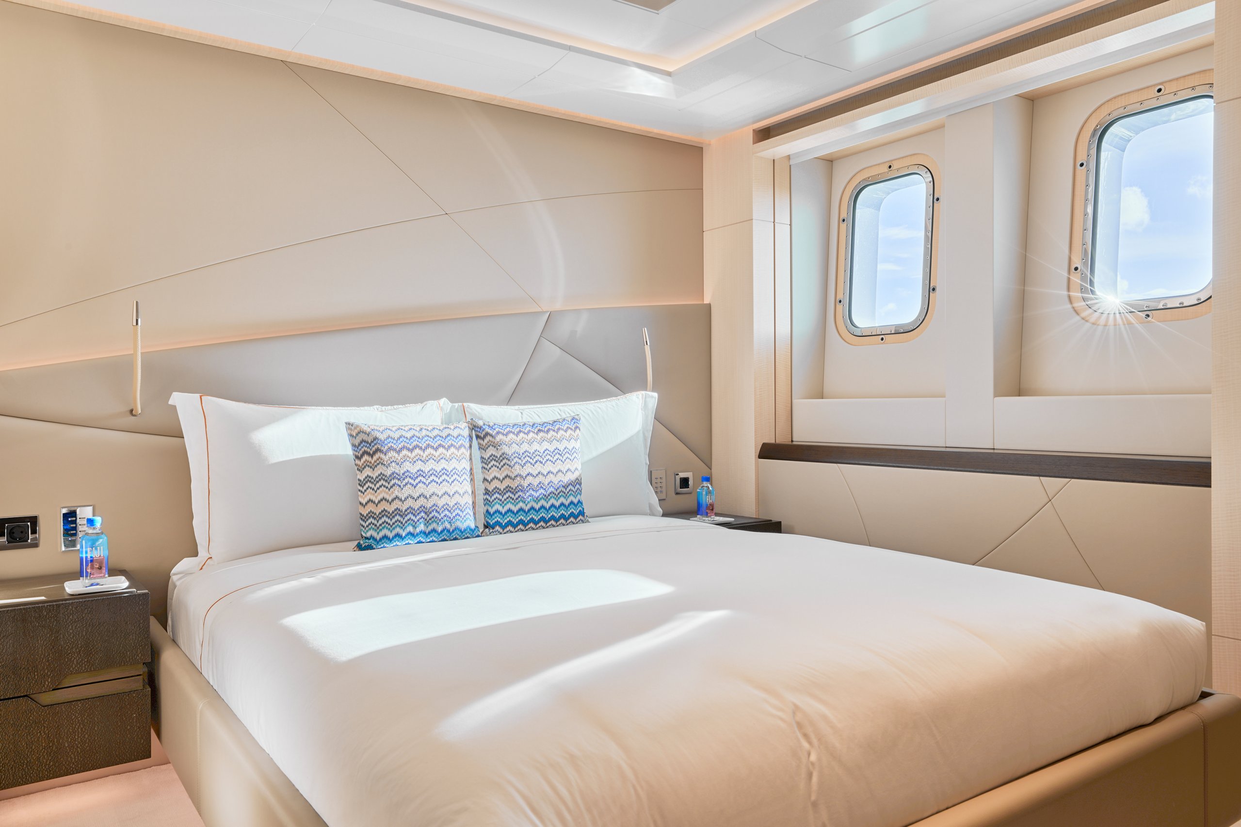 Interior - 15/25