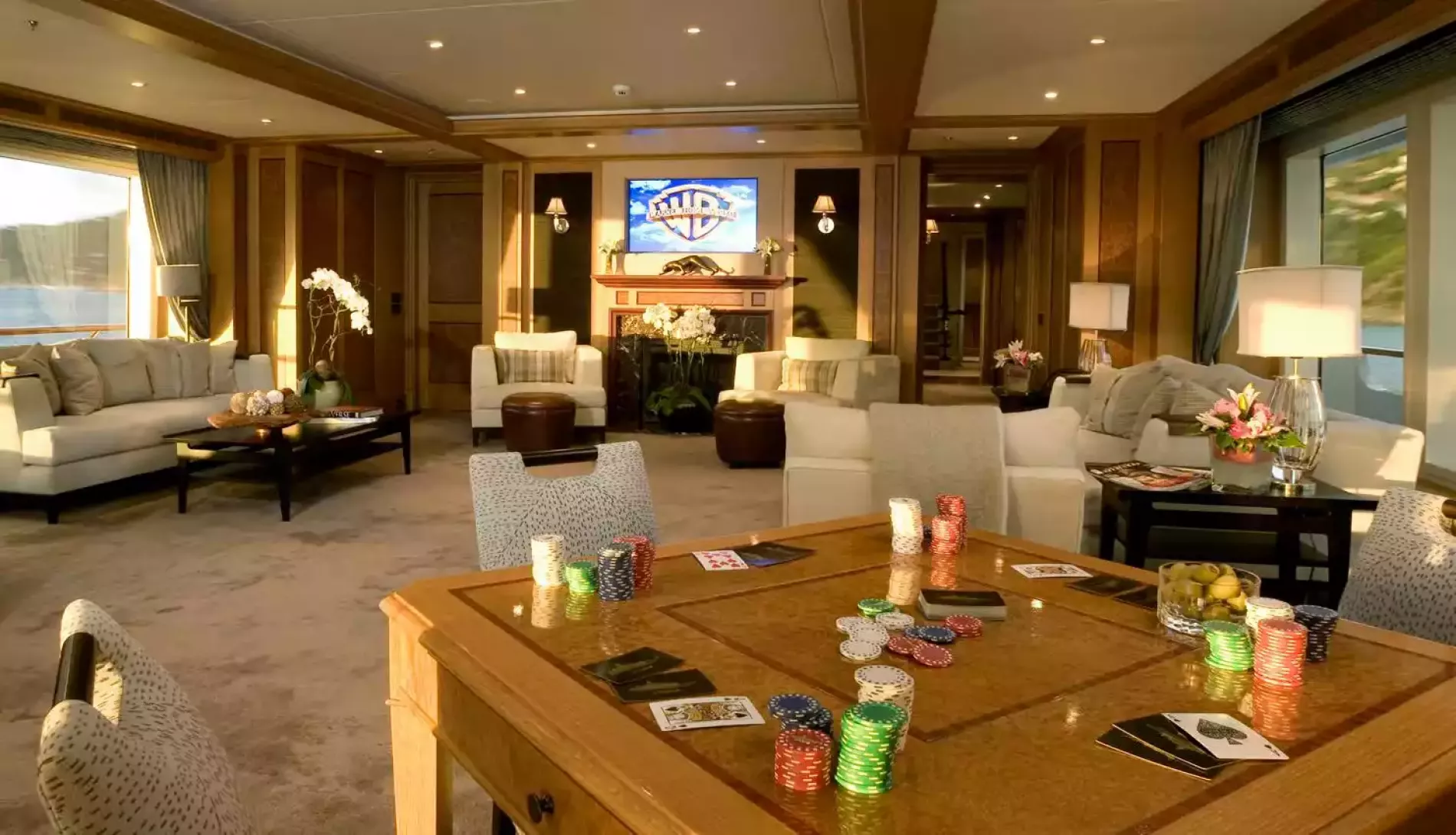 Interior - 2/31
