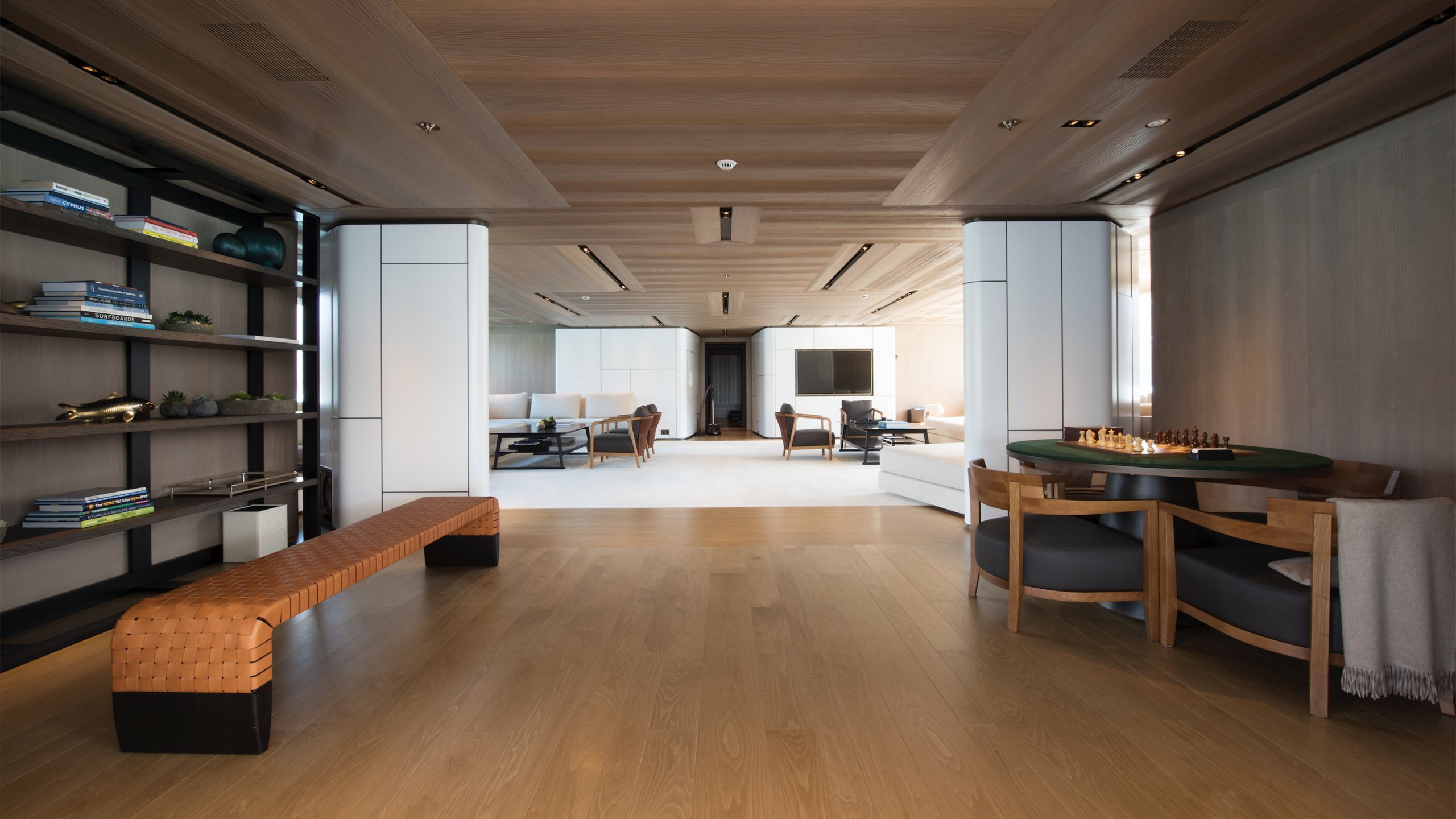 Interior - 7/40