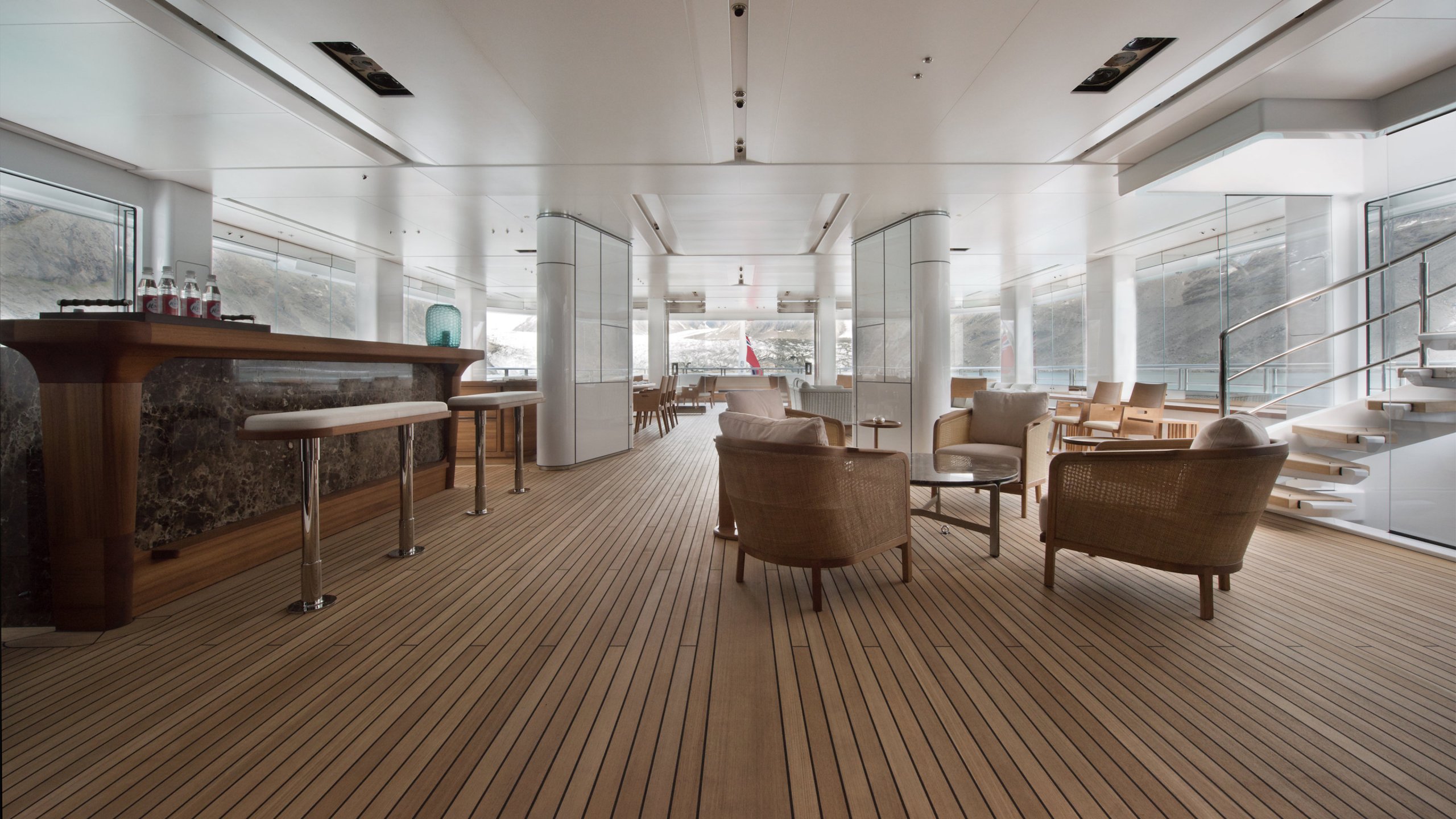 Interior - 15/40