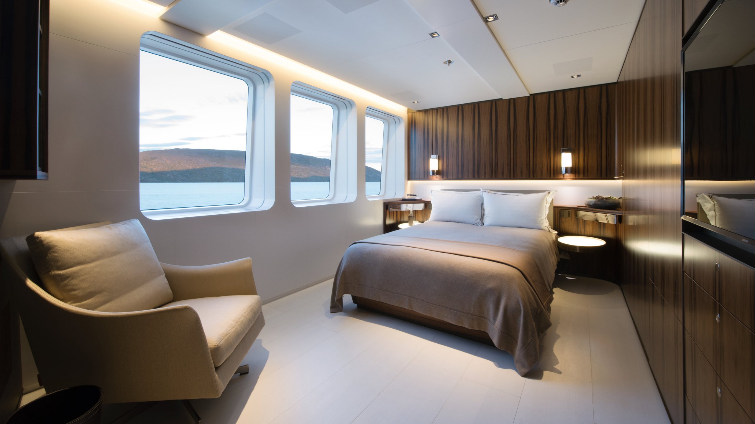 Interior - 22/40