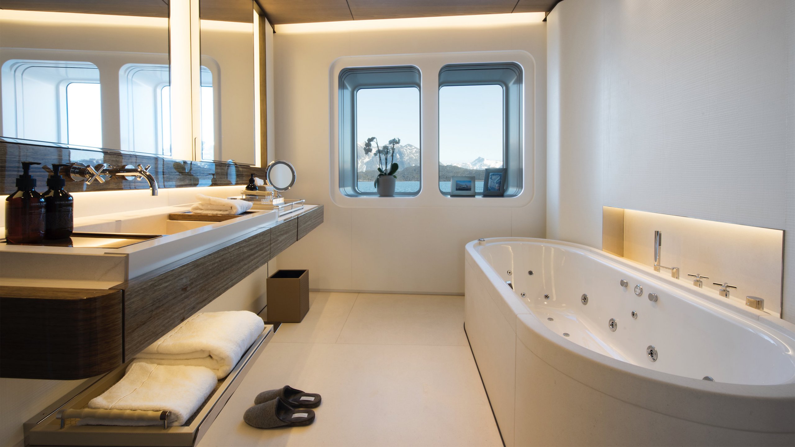 Interior - 25/40