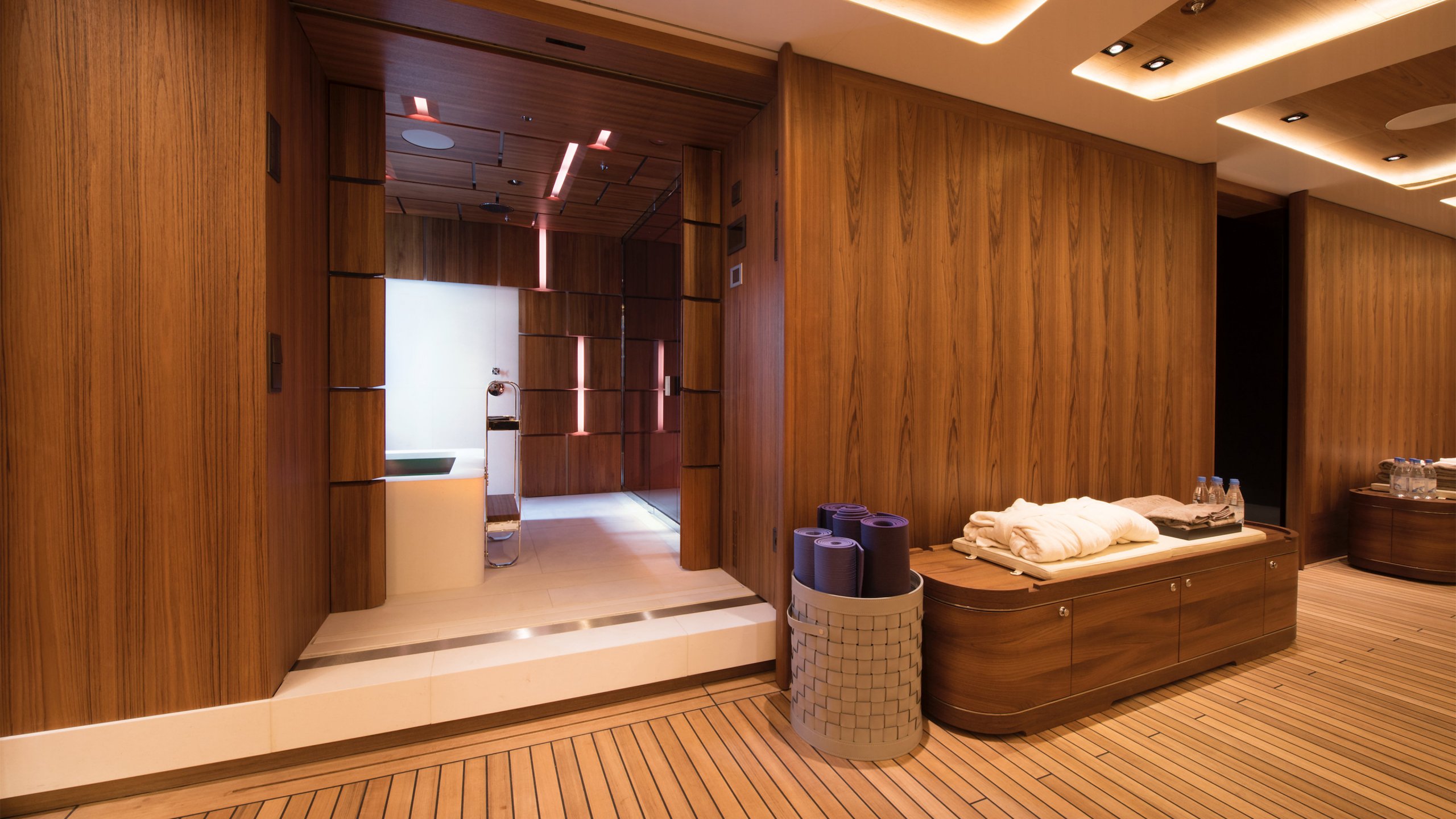Interior - 31/40