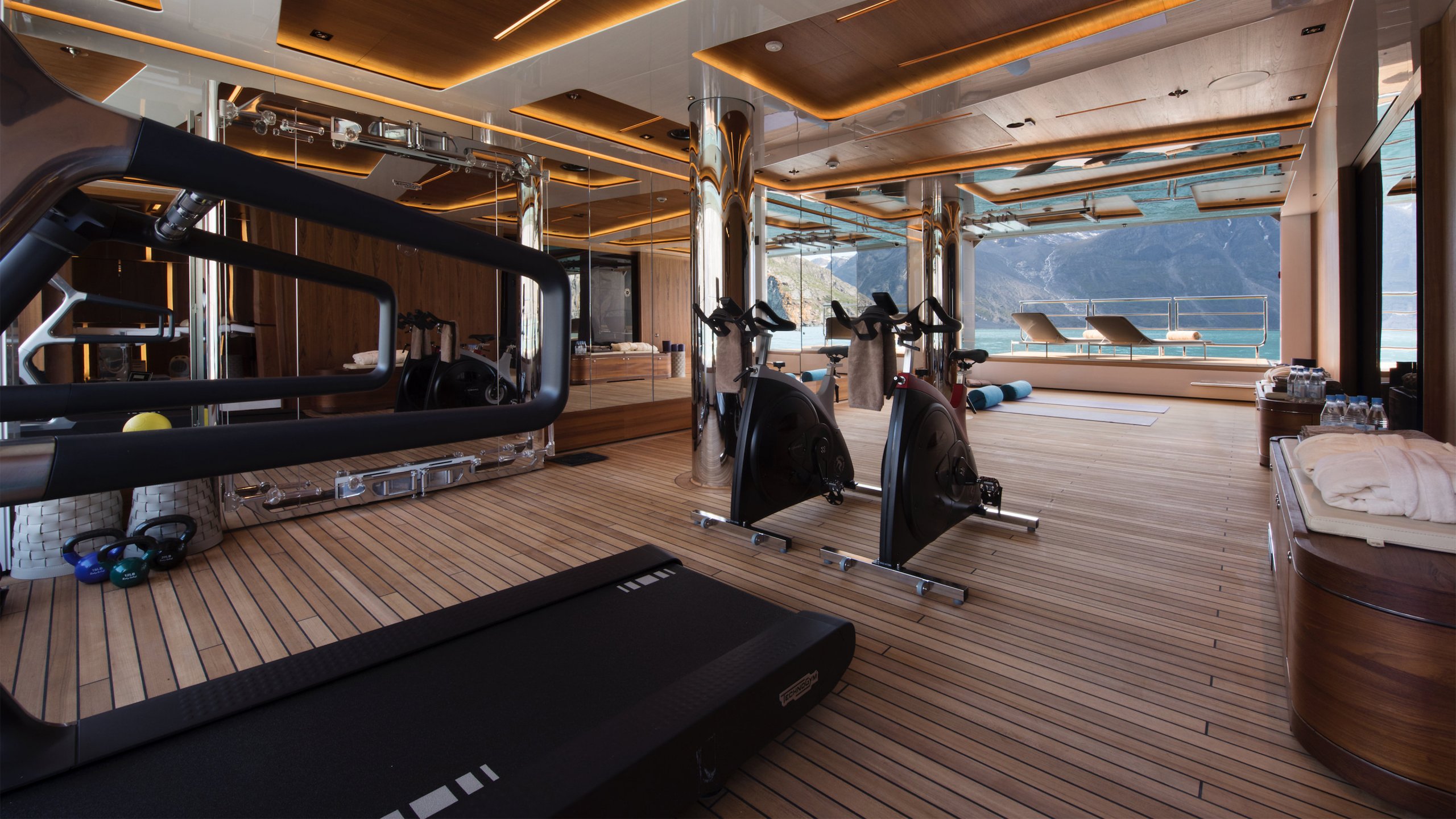 Interior - 34/40