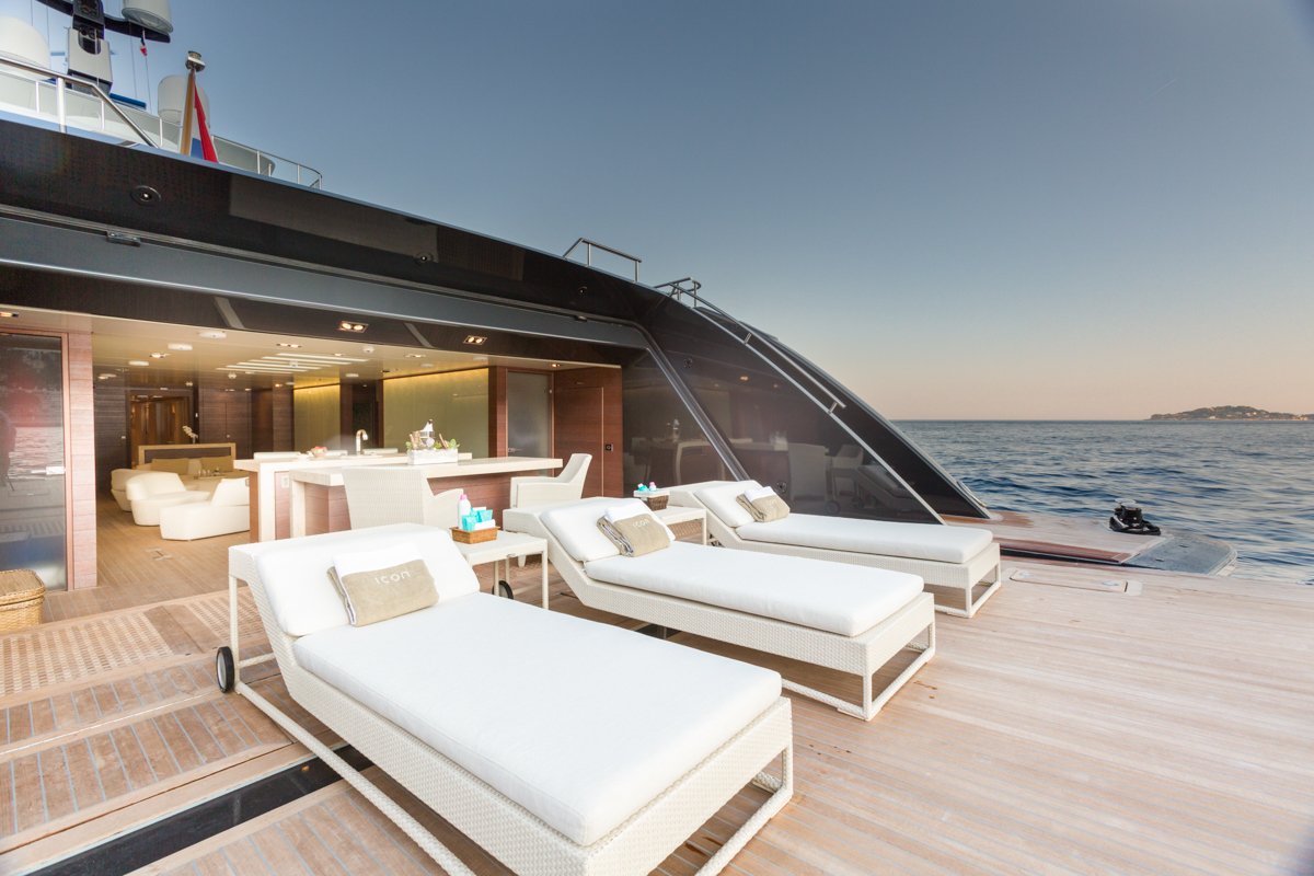 Exterior - 33/38