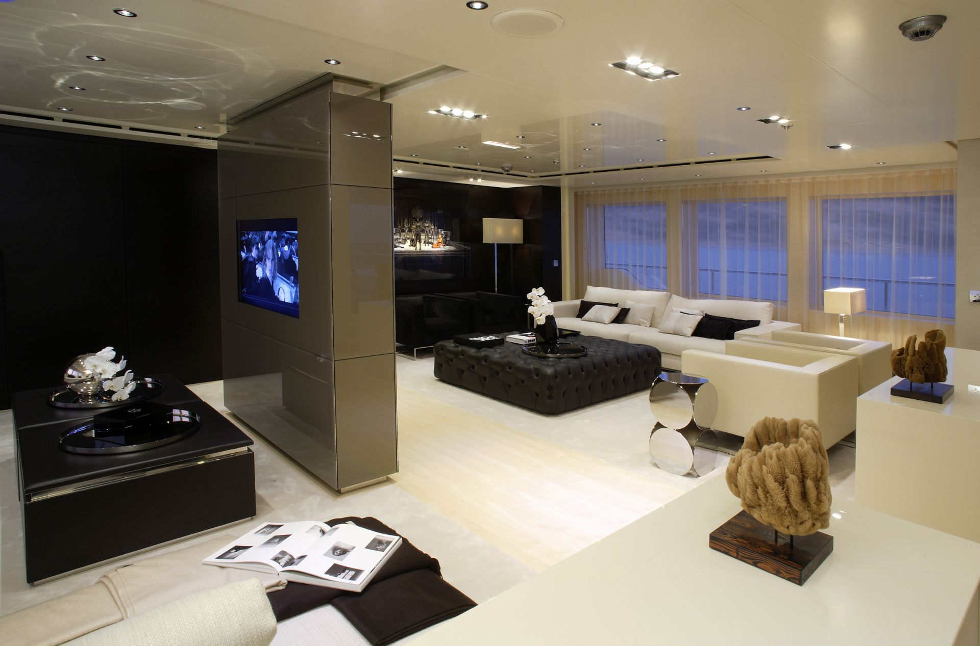 Interior - 13/71