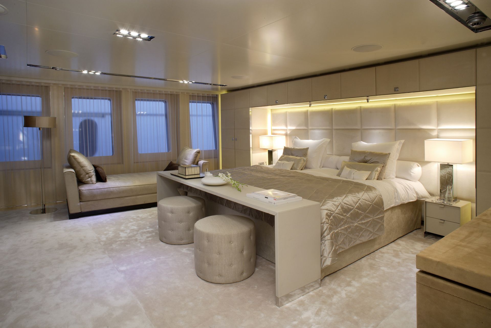 Interior - 34/71