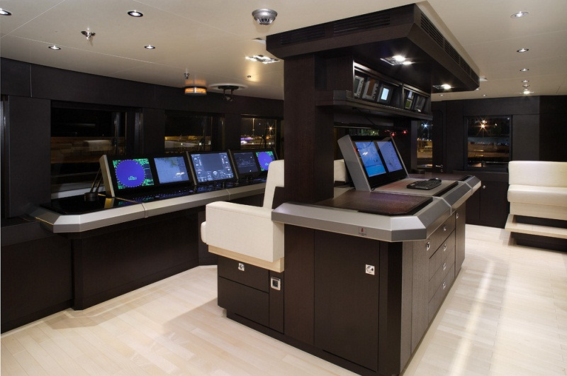 Interior - 70/71