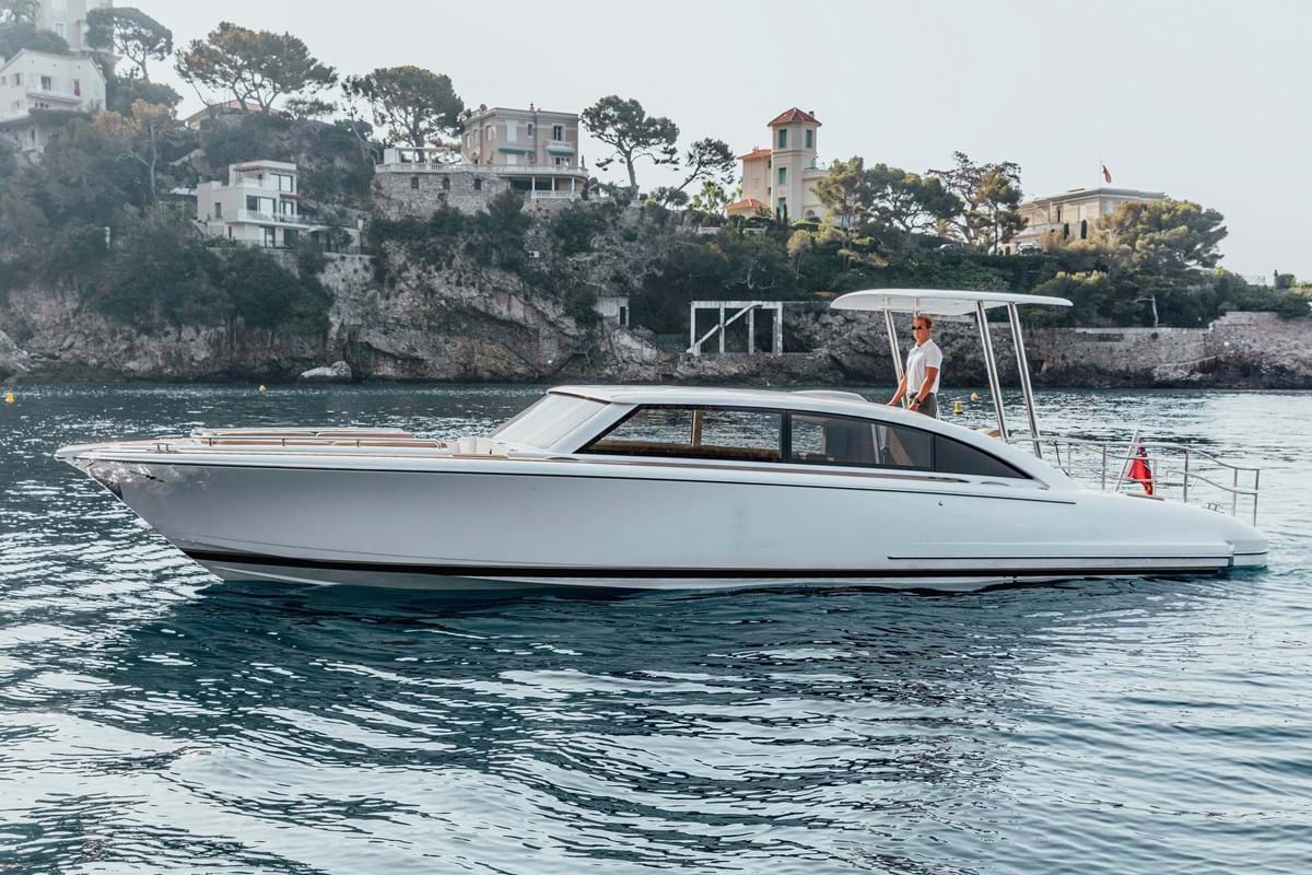 Exterior - 15/16