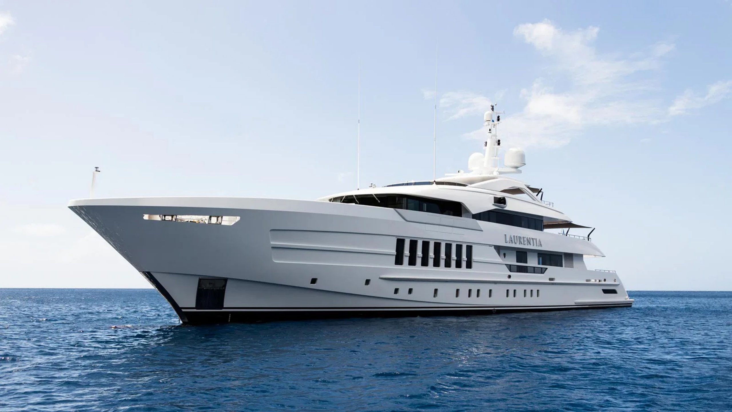 Exterior - 4/22