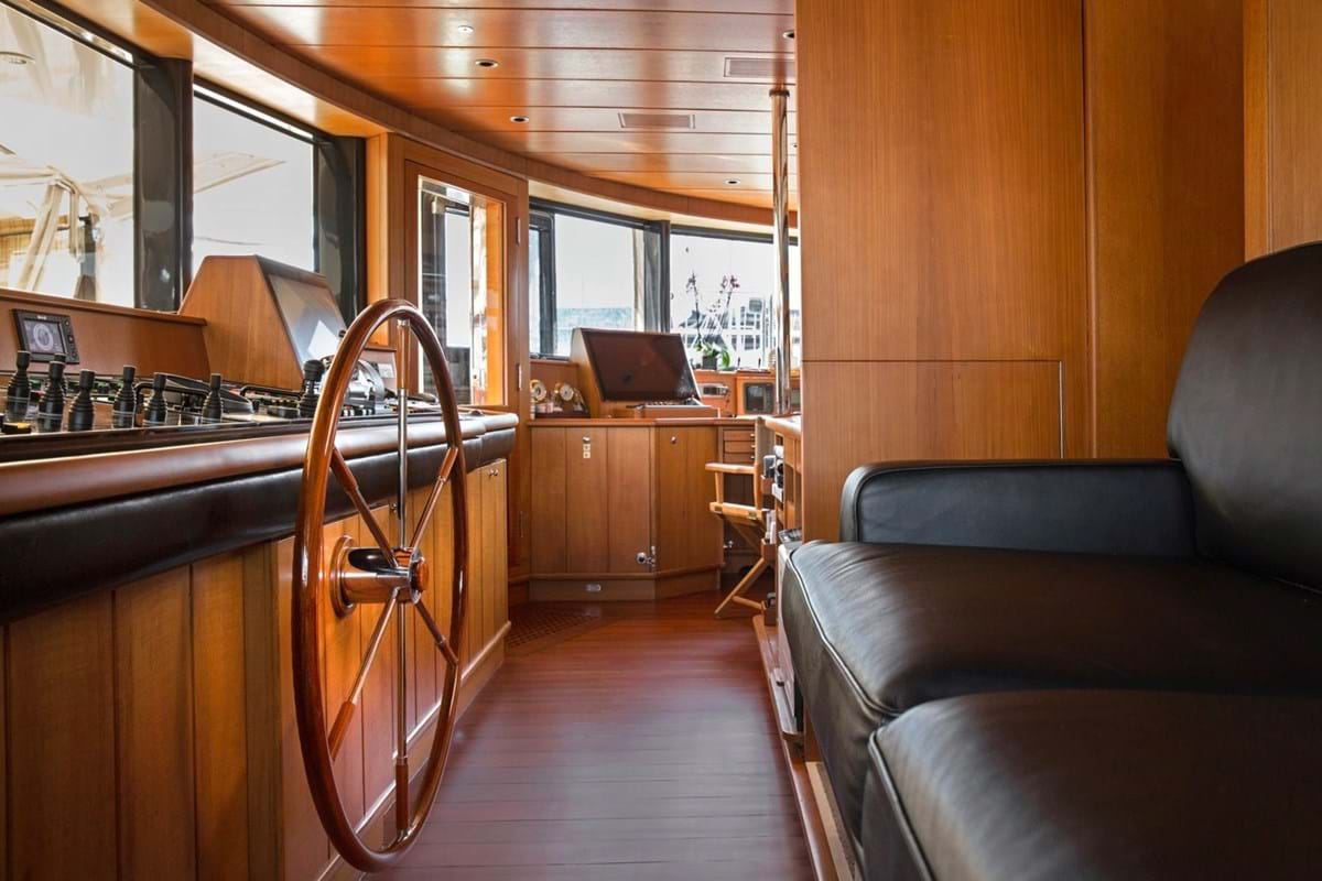 Interior - 30/31
