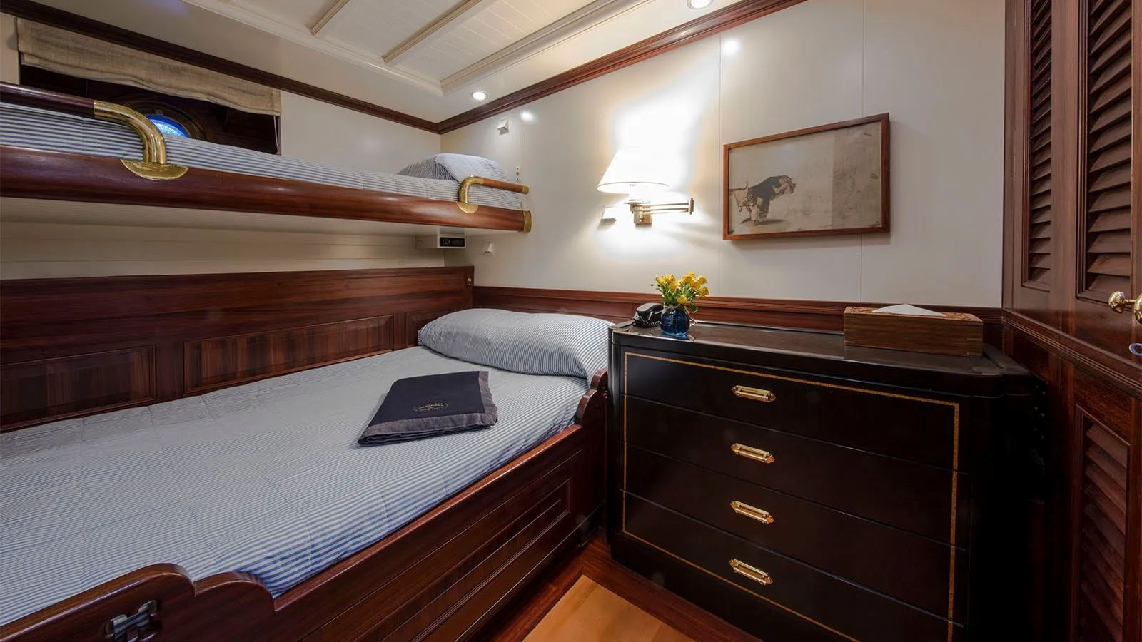 Interior - 18/28
