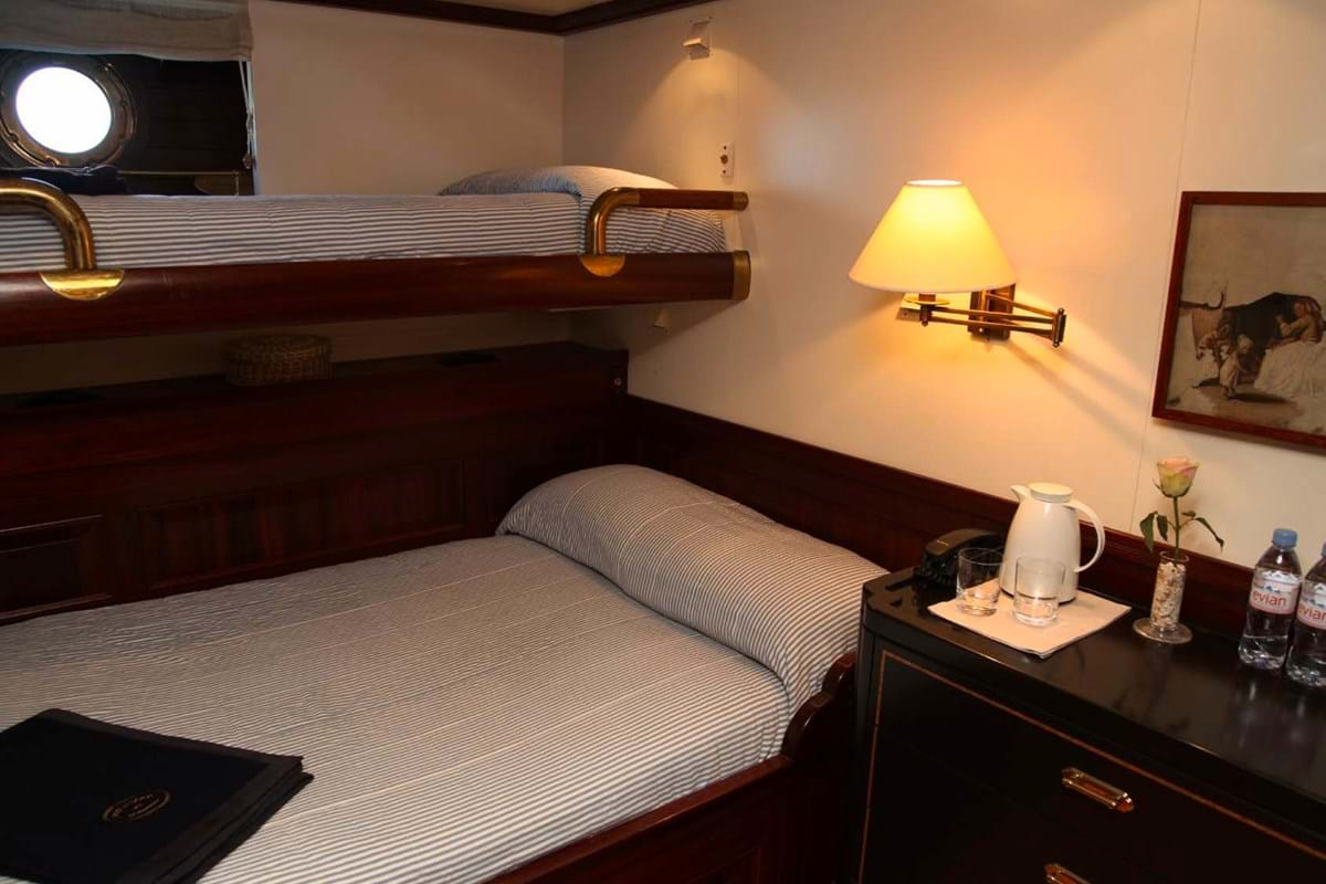 Interior - 19/28