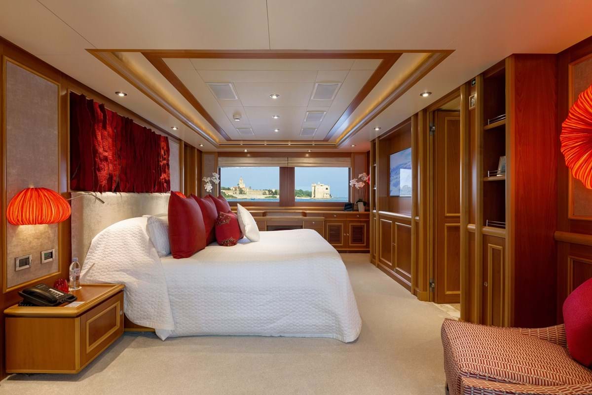 Interior - 4/14