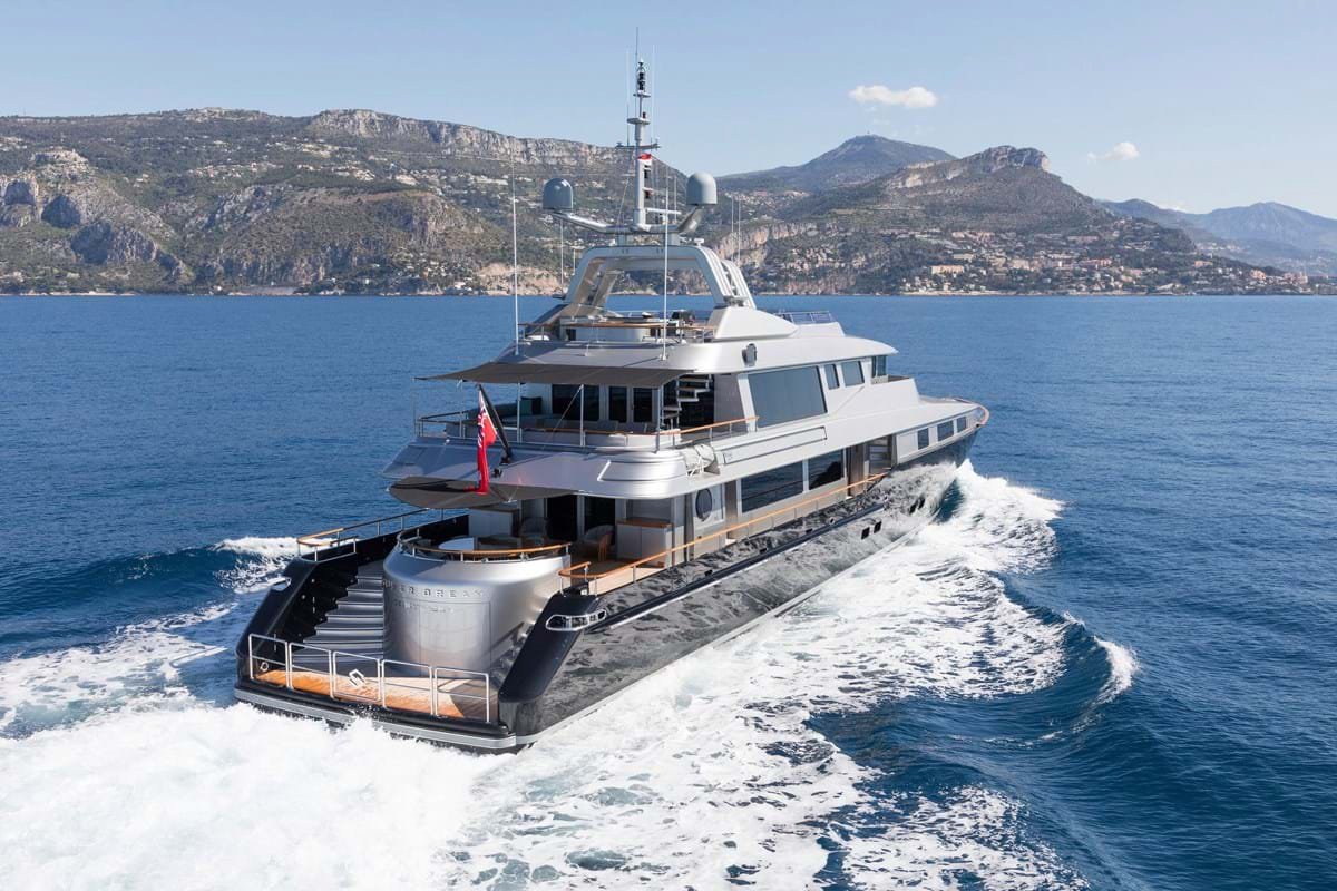 Exterior - 1/31