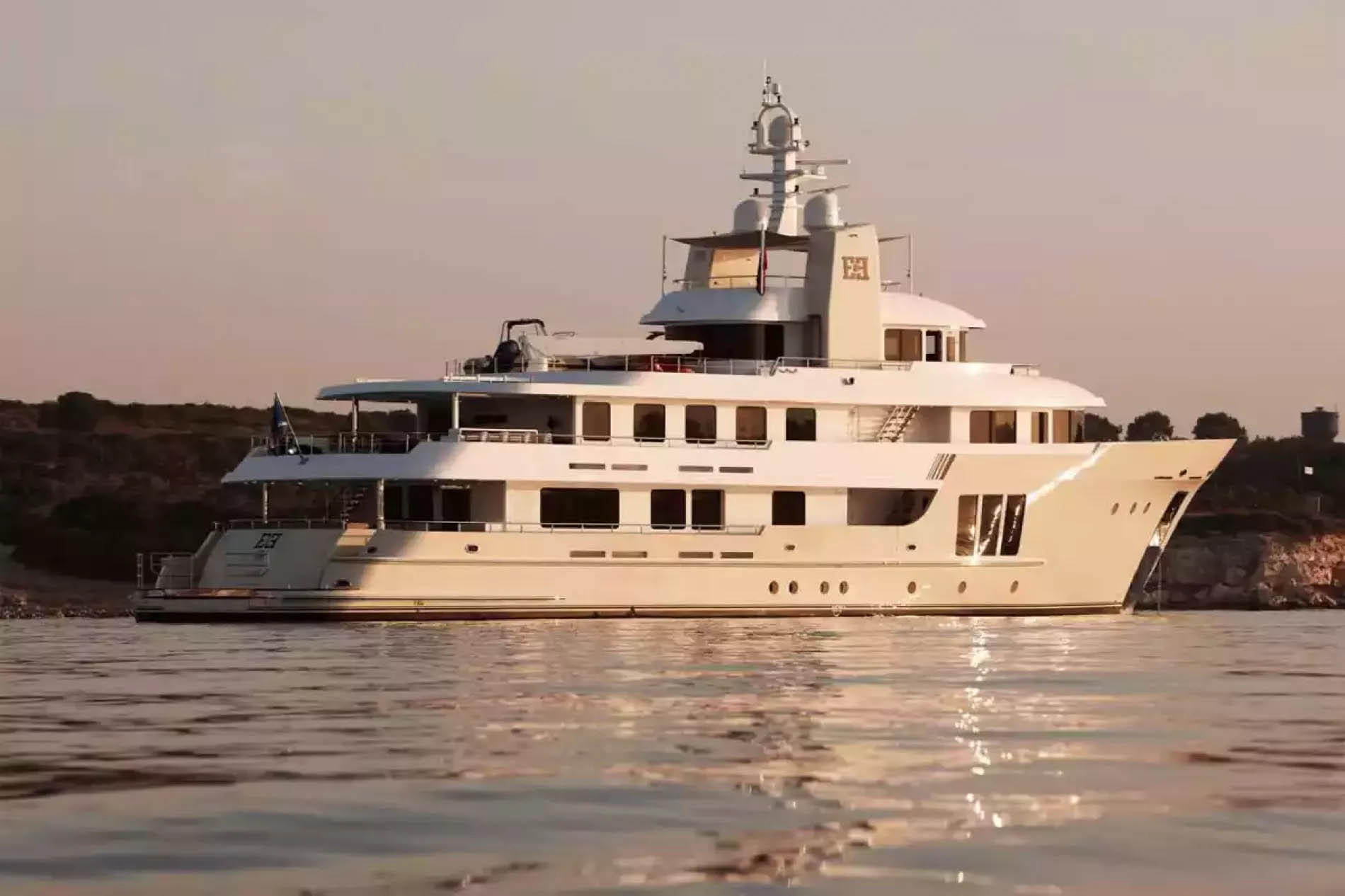 Exterior - 0/17