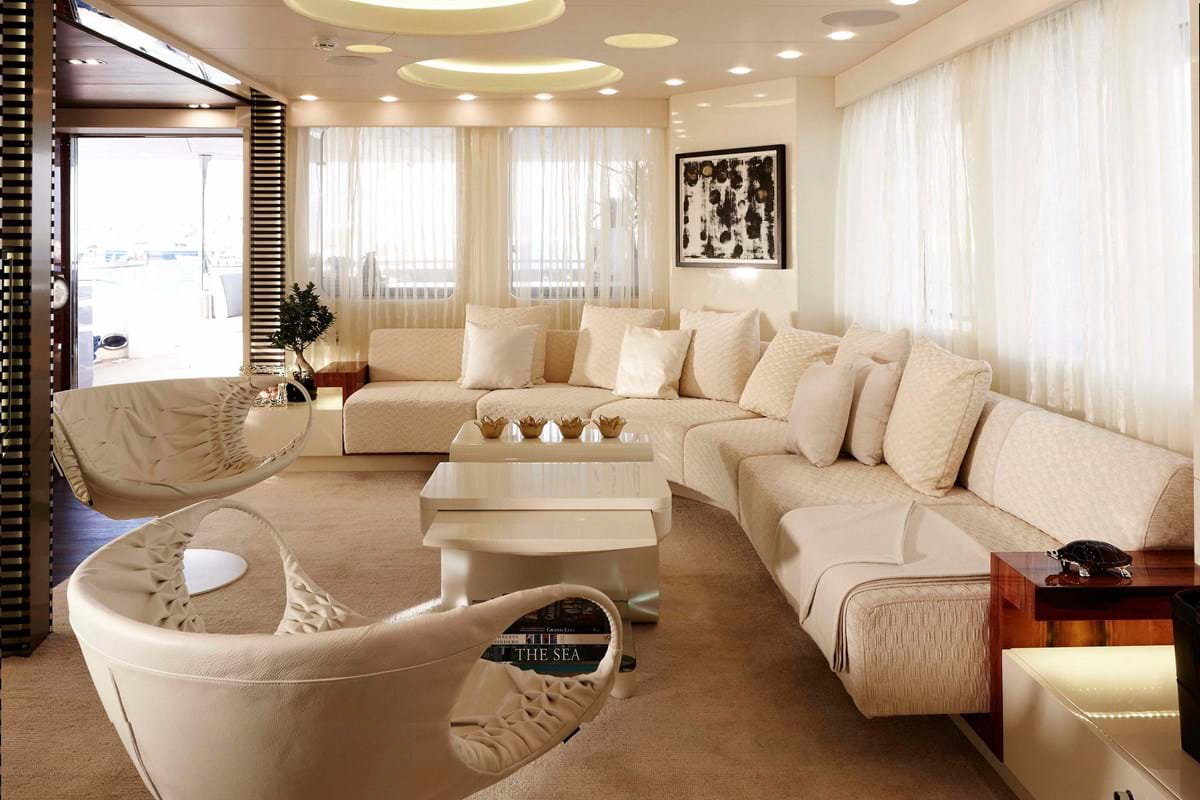 Interior - 0/21