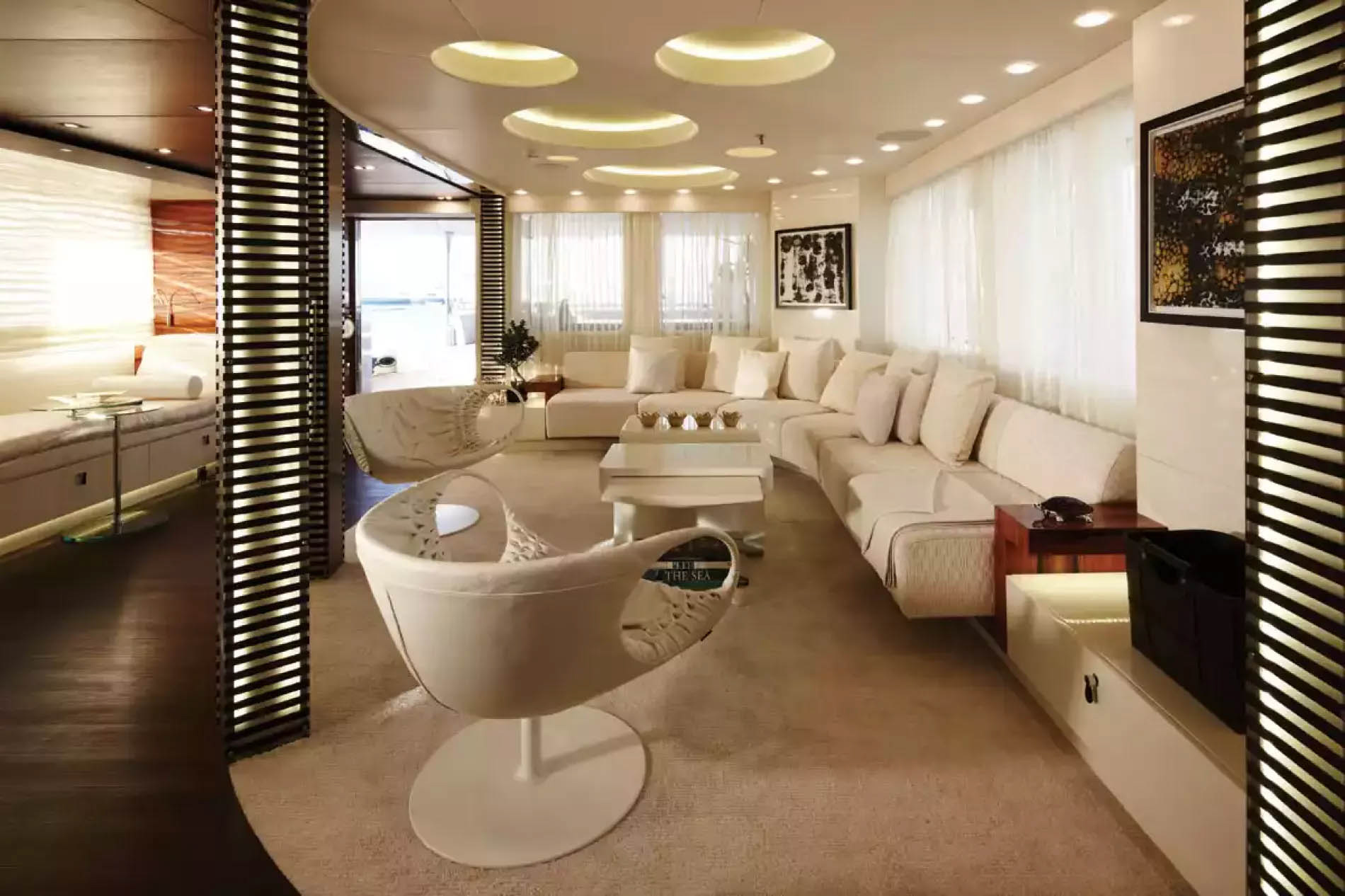 Interior - 1/21