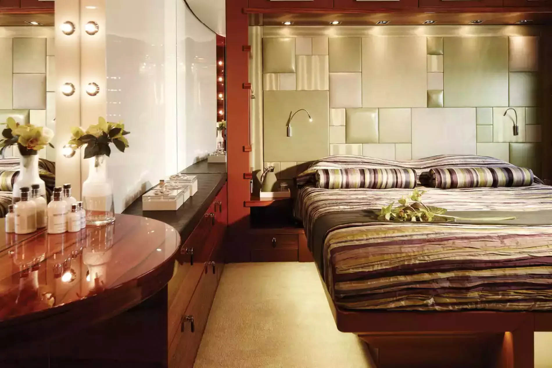 Interior - 13/21