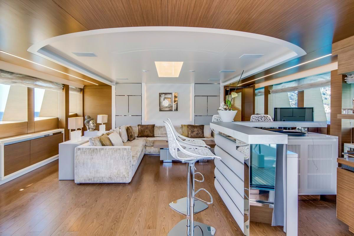Interior - 1/13