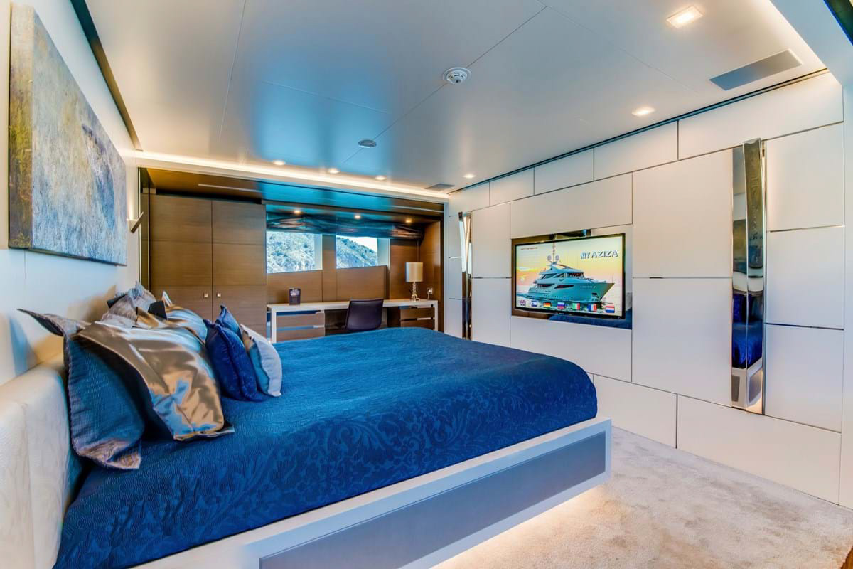 Interior - 4/13