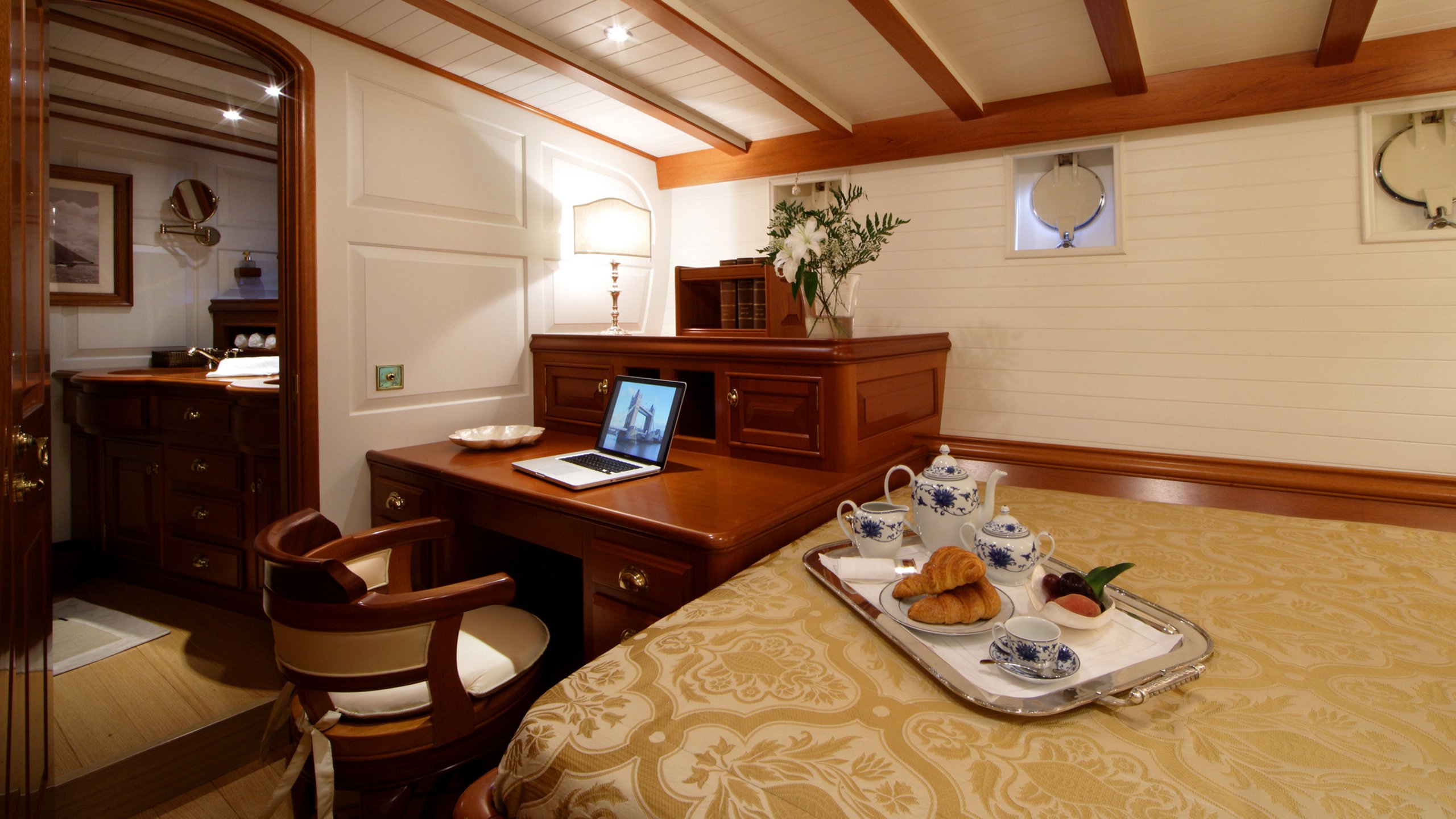 Interior - 6/11