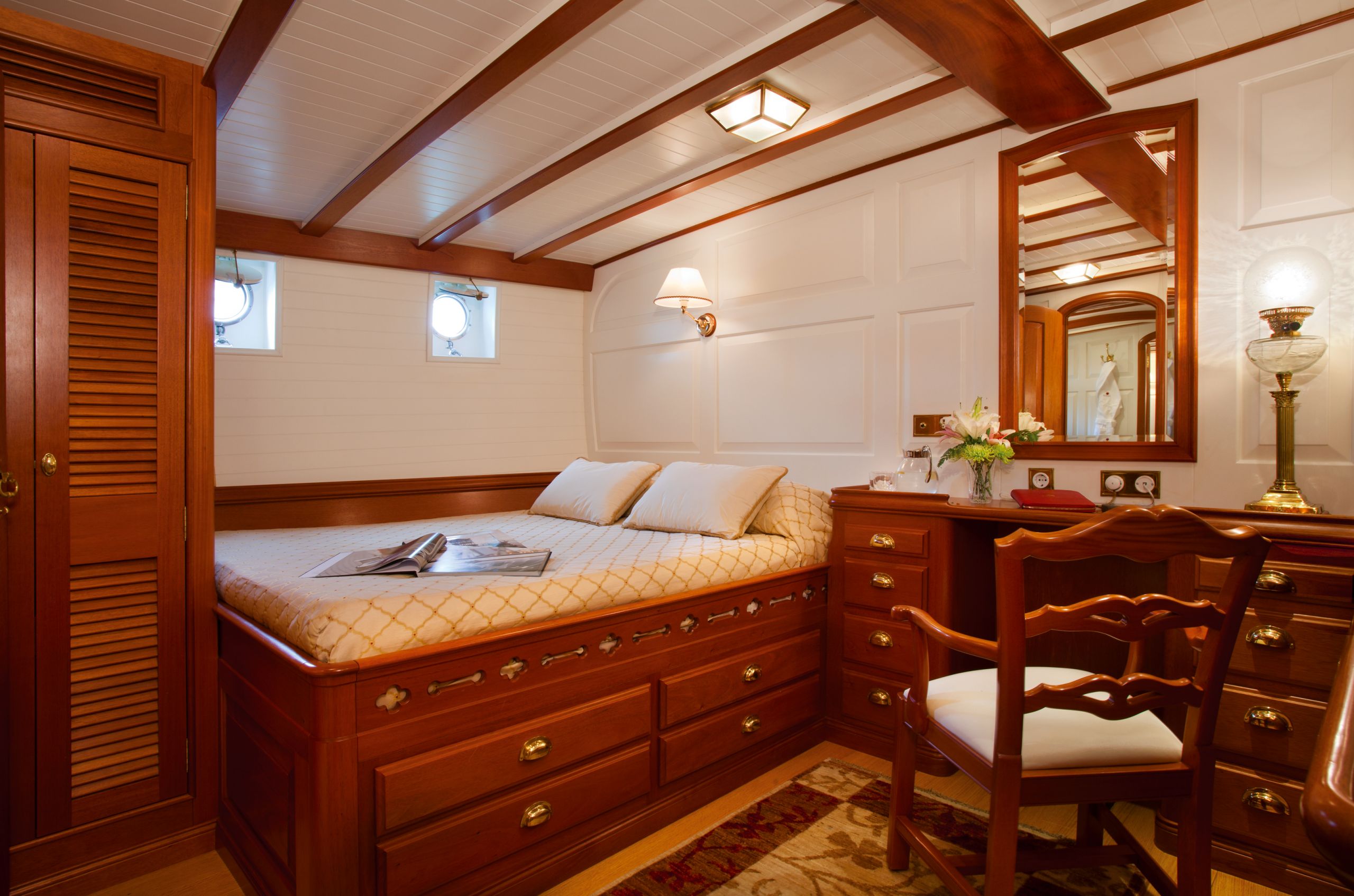 Interior - 8/11