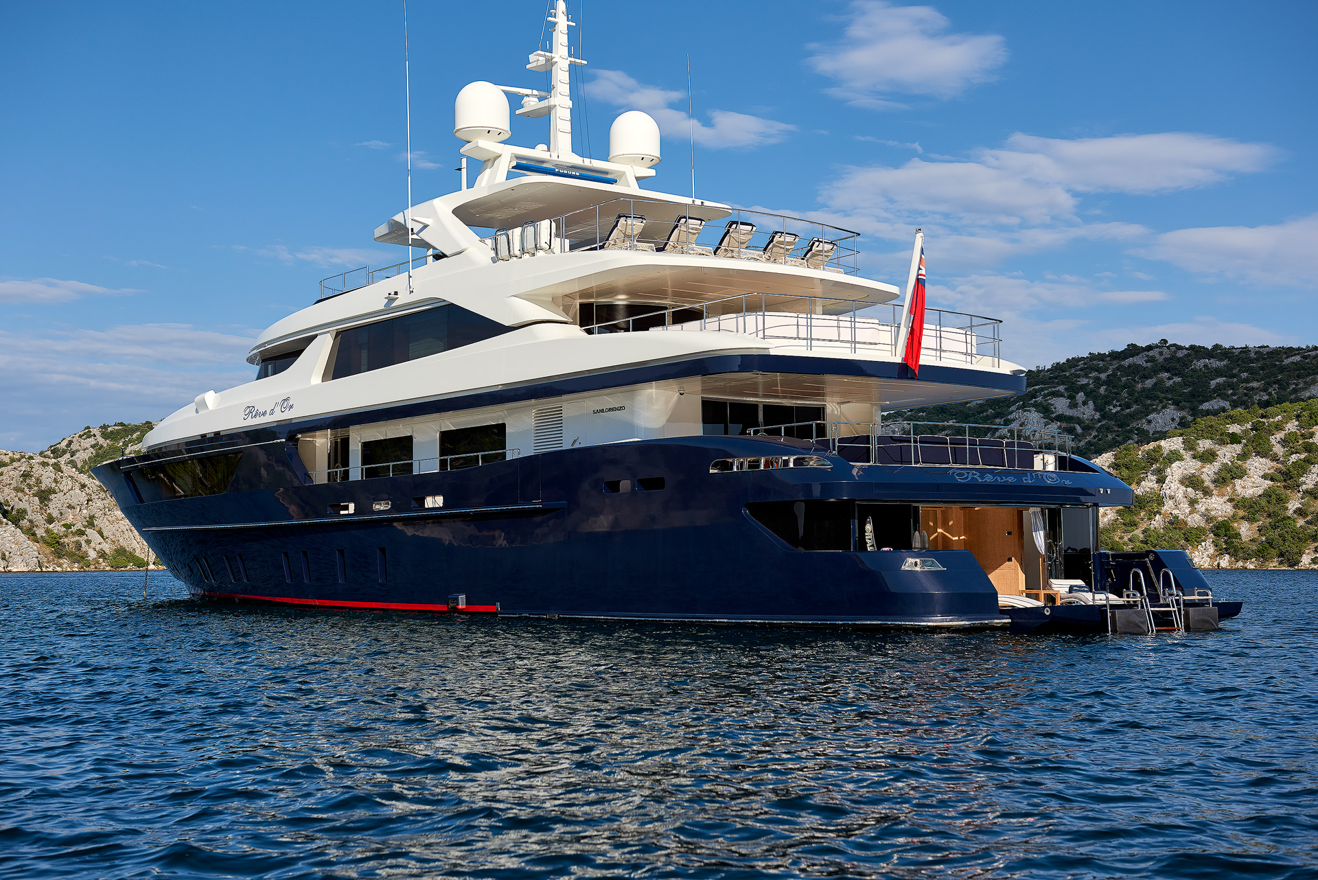 Exterior - 12/41