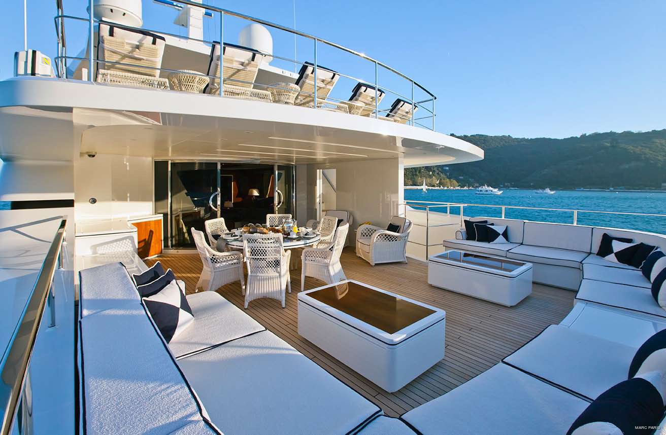 Exterior - 25/41