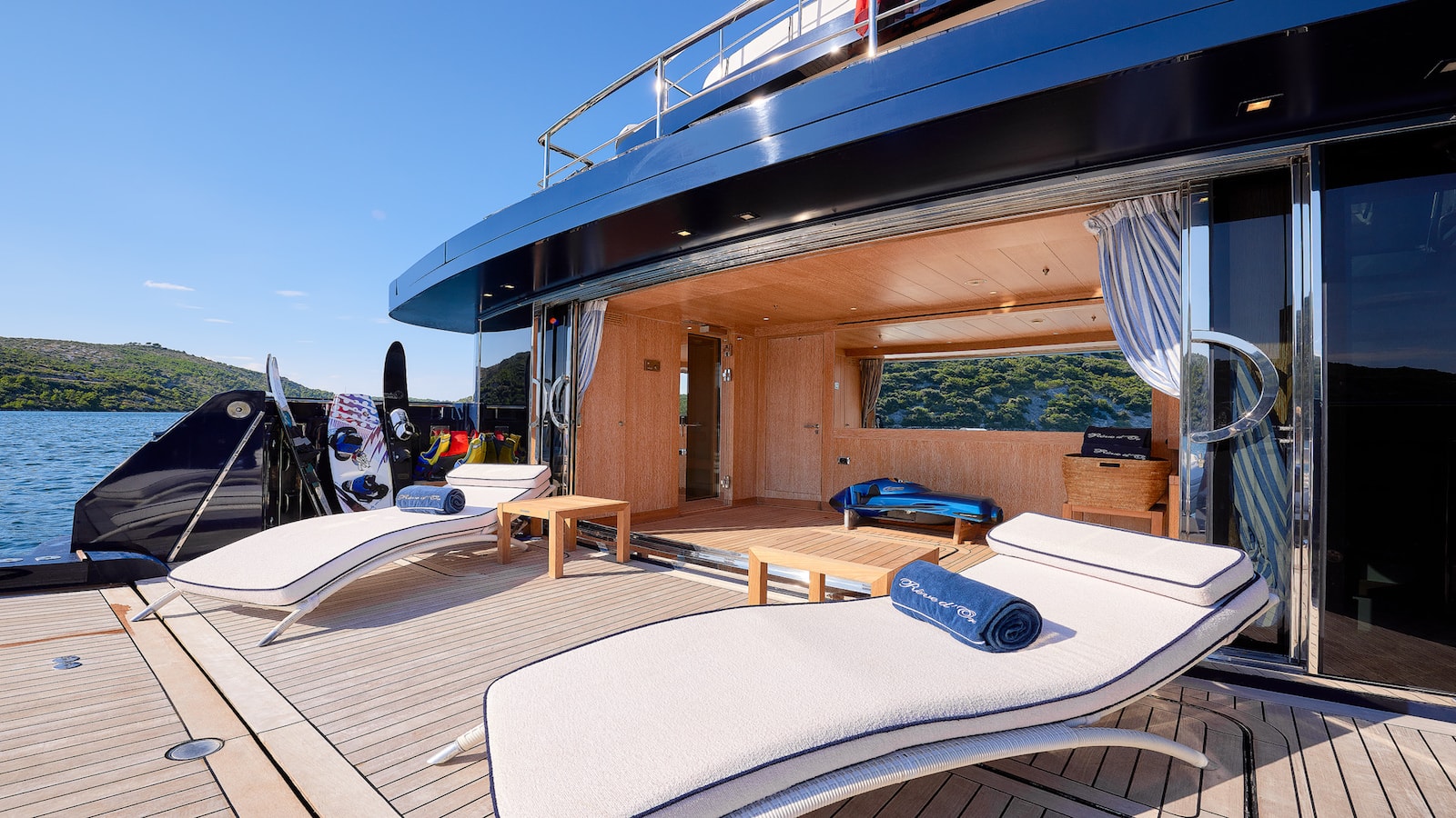 Exterior - 34/41
