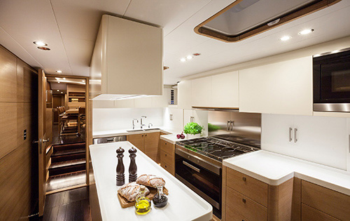Interior - 13/14