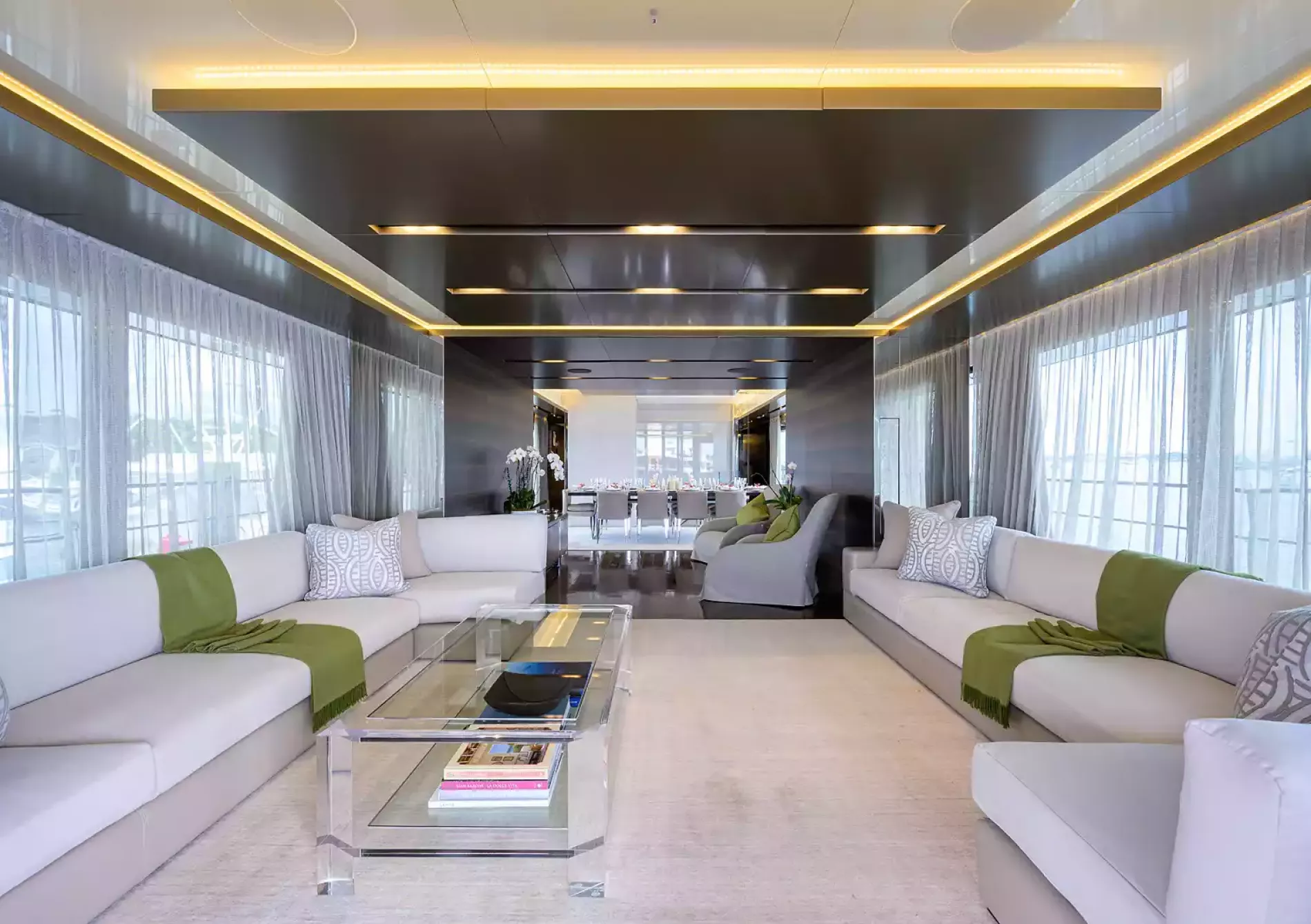 Interior - 0/20