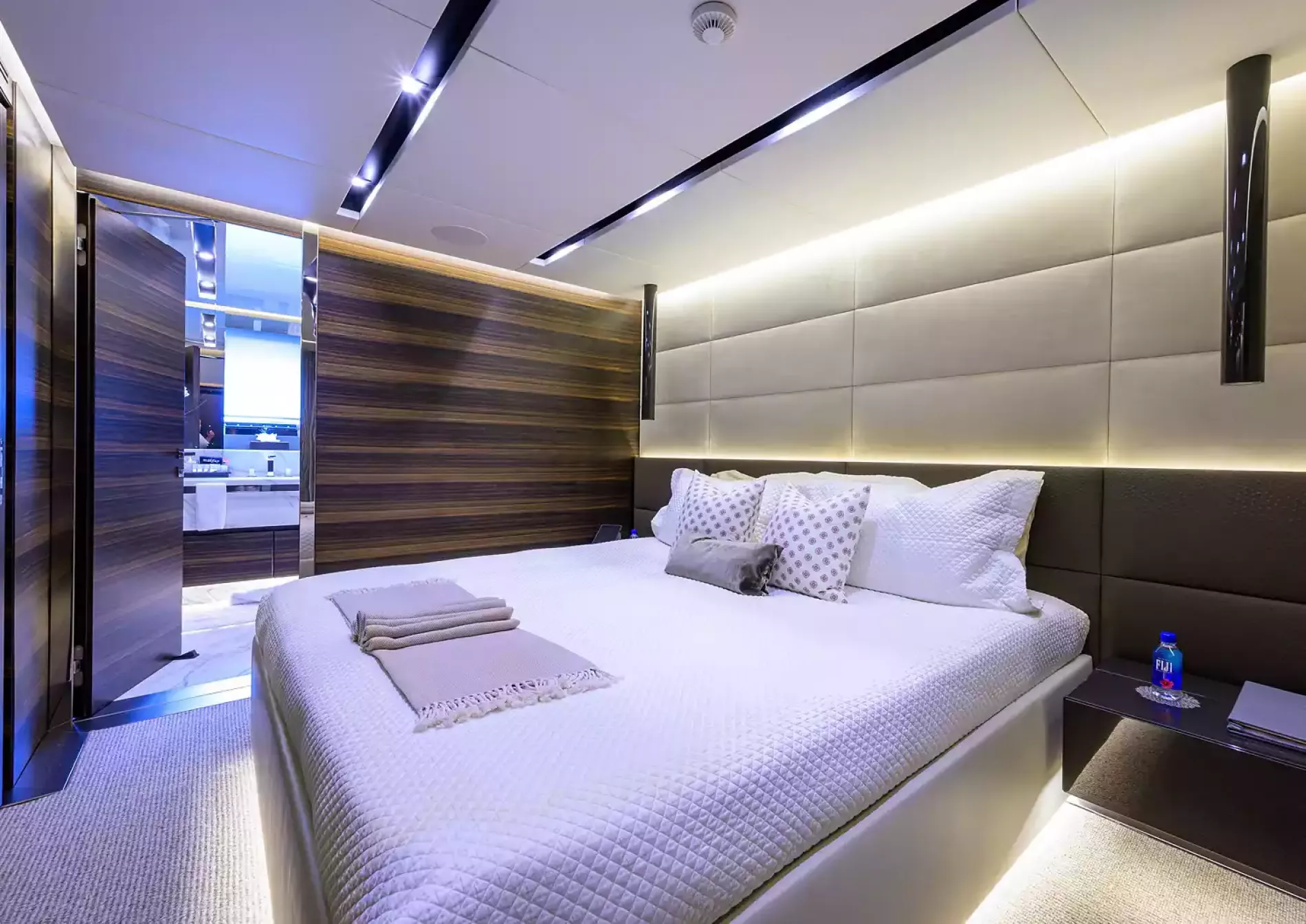 Interior - 10/20