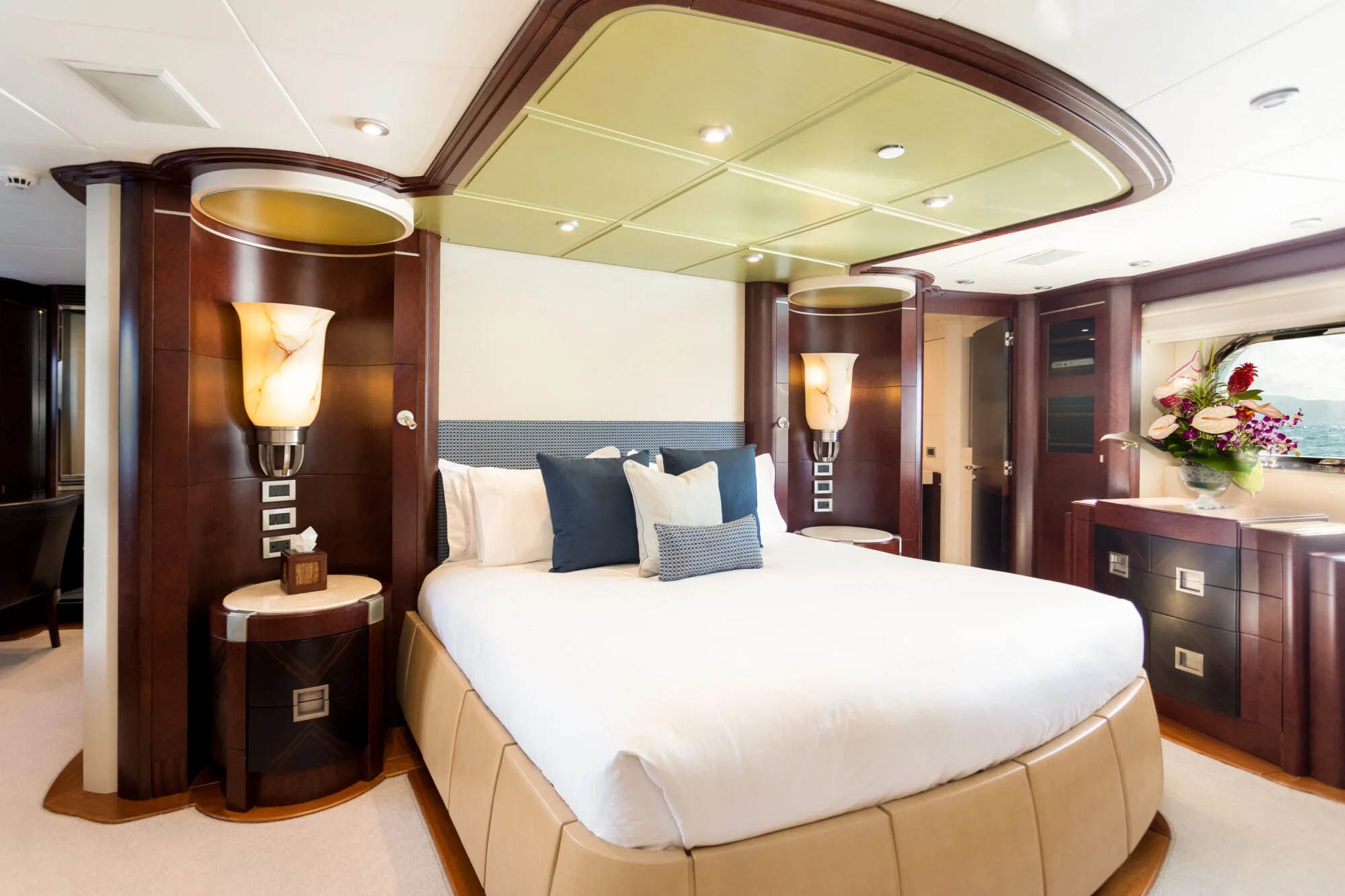 Interior - 5/18
